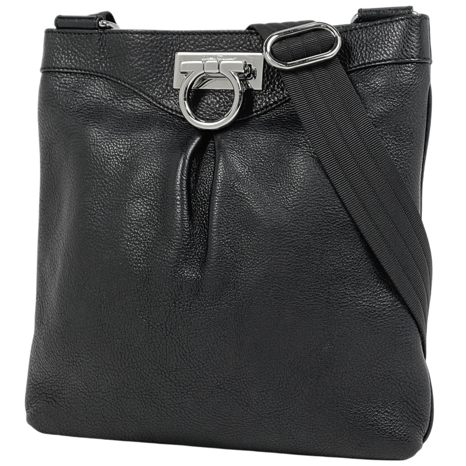 Leather Salvatore Ferragamo Shoulder Bag: Leather Salvatore Ferragamo Shoulder Bag This listing features Leather Salvatore Ferragamo Shoulder Bag. Item specifics are provided below. Item Specifics: Brand: Salvatore Ferragamo Type: Shoulder