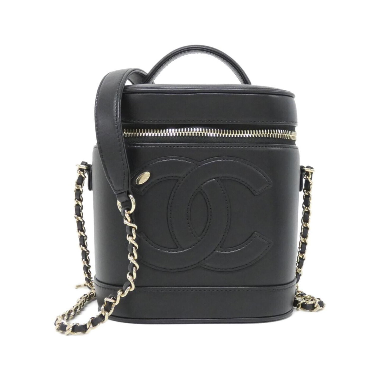 Shoulder Bag Leather - Chanel Handbag: Shoulder Bag Leather - Chanel Handbag This listing features Shoulder Bag Leather - Chanel Handbag. Item specifics are provided below. Item Specifics: Brand: Chanel Type: Handbag, Shoulder Bag Material