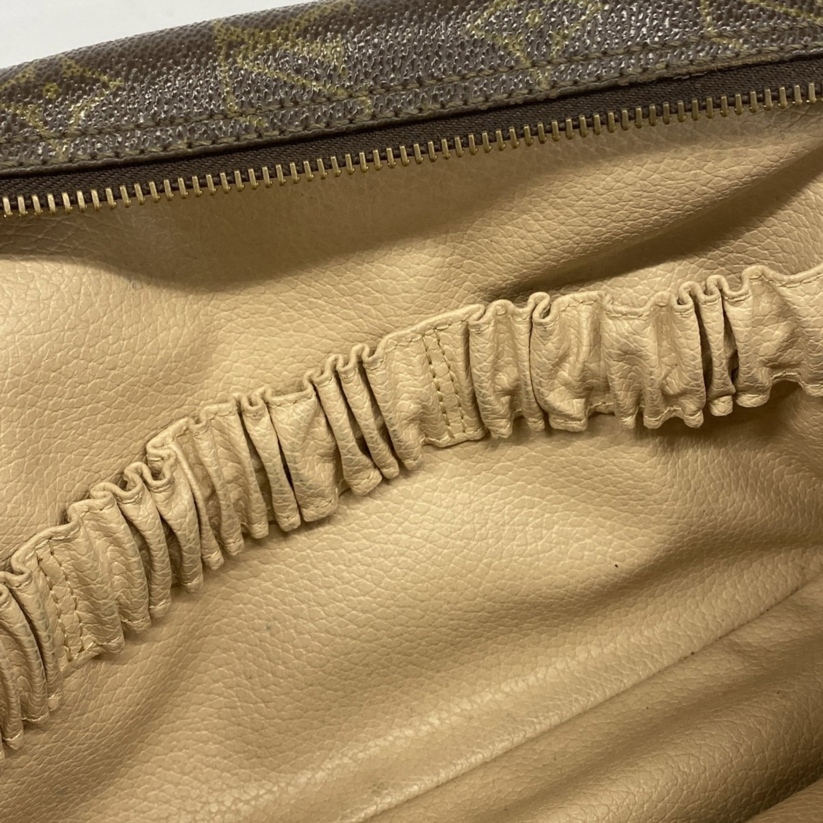 Pouch Louis Vuitton - 9