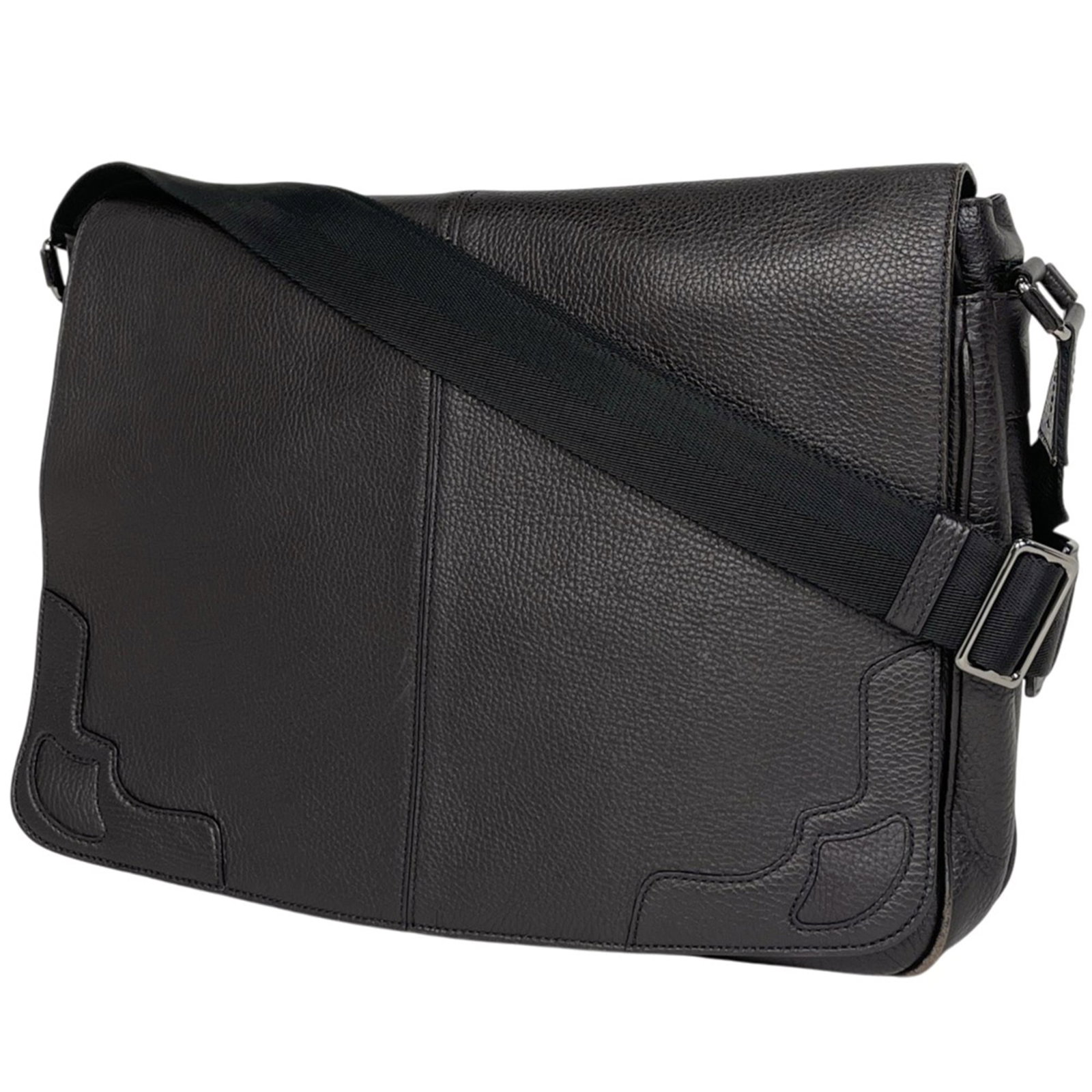 Shoulder Bag Leather - Cartier Messenger Bag: Shoulder Bag Leather - Cartier Messenger Bag This listing features Shoulder Bag Leather - Cartier Messenger Bag. Item specifics are provided below. Item Specifics: Brand: Cartier Type: Messenger