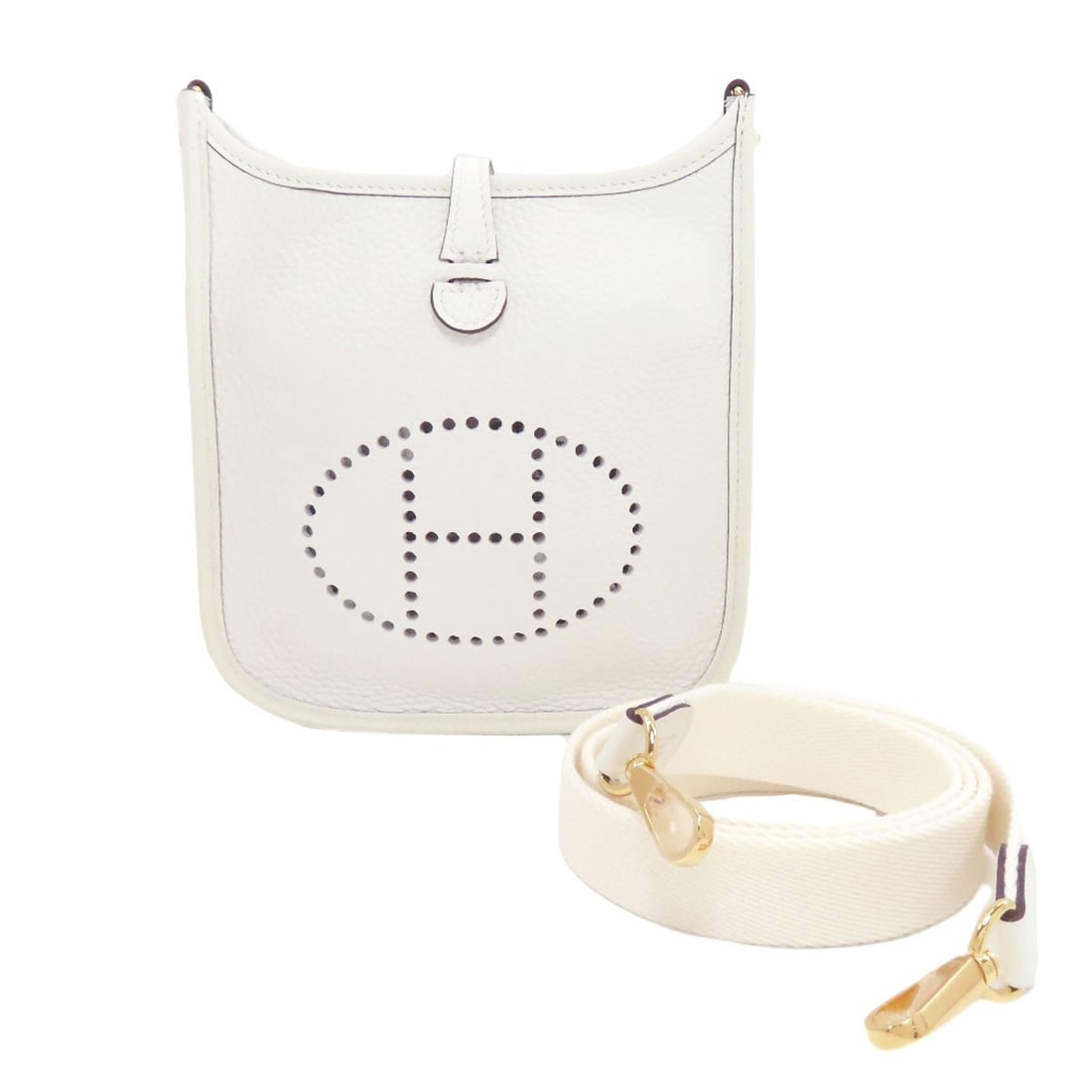 Clemence HERMES EvelyneTPM GoldHardware Shoulder Bag Taurillon: Clemence HERMES EvelyneTPM GoldHardware Shoulder Bag Taurillon This listing features Clemence HERMES EvelyneTPM GoldHardware Shoulder Bag Taurillon. Item specifics are provided below. Item Specifics: