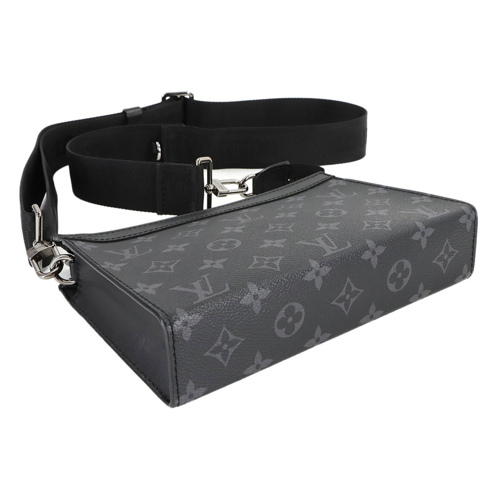 Shoulder Bag Monogram Eclipse - Louis Vuitton Pochette - 4