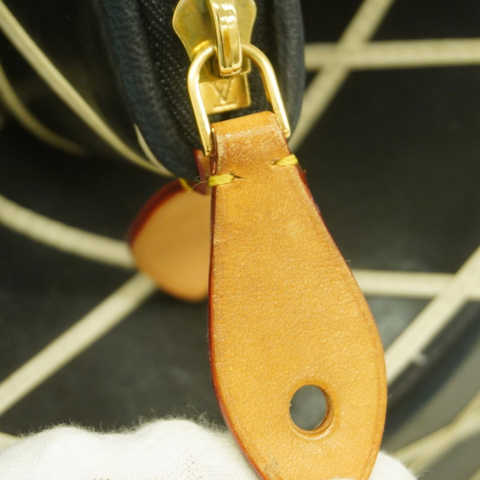 Handbag Louis Vuitton - 10