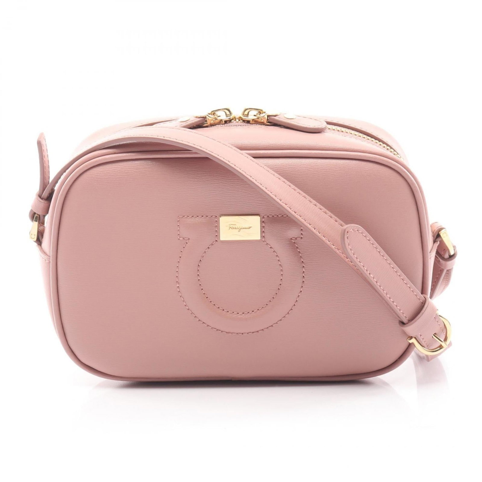 Leather Salvatore Ferragamo Shoulder Bag: Leather Salvatore Ferragamo Shoulder Bag This listing features Leather Salvatore Ferragamo Shoulder Bag. Item specifics are provided below. Item Specifics: Brand: Salvatore Ferragamo Type: Shoulder Ba