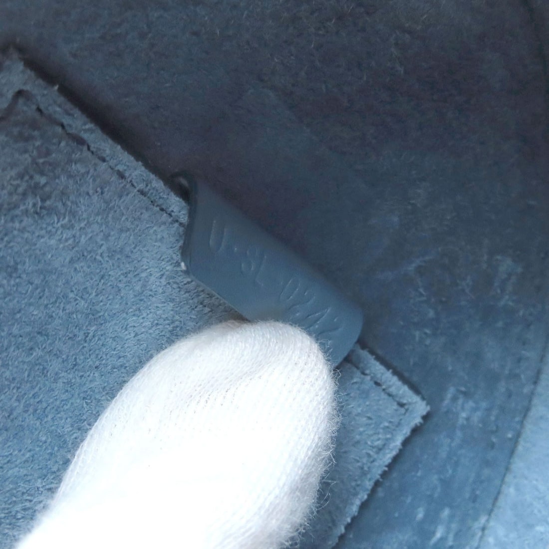 Calf CELINE Triomphe Shoulder Bag - 8