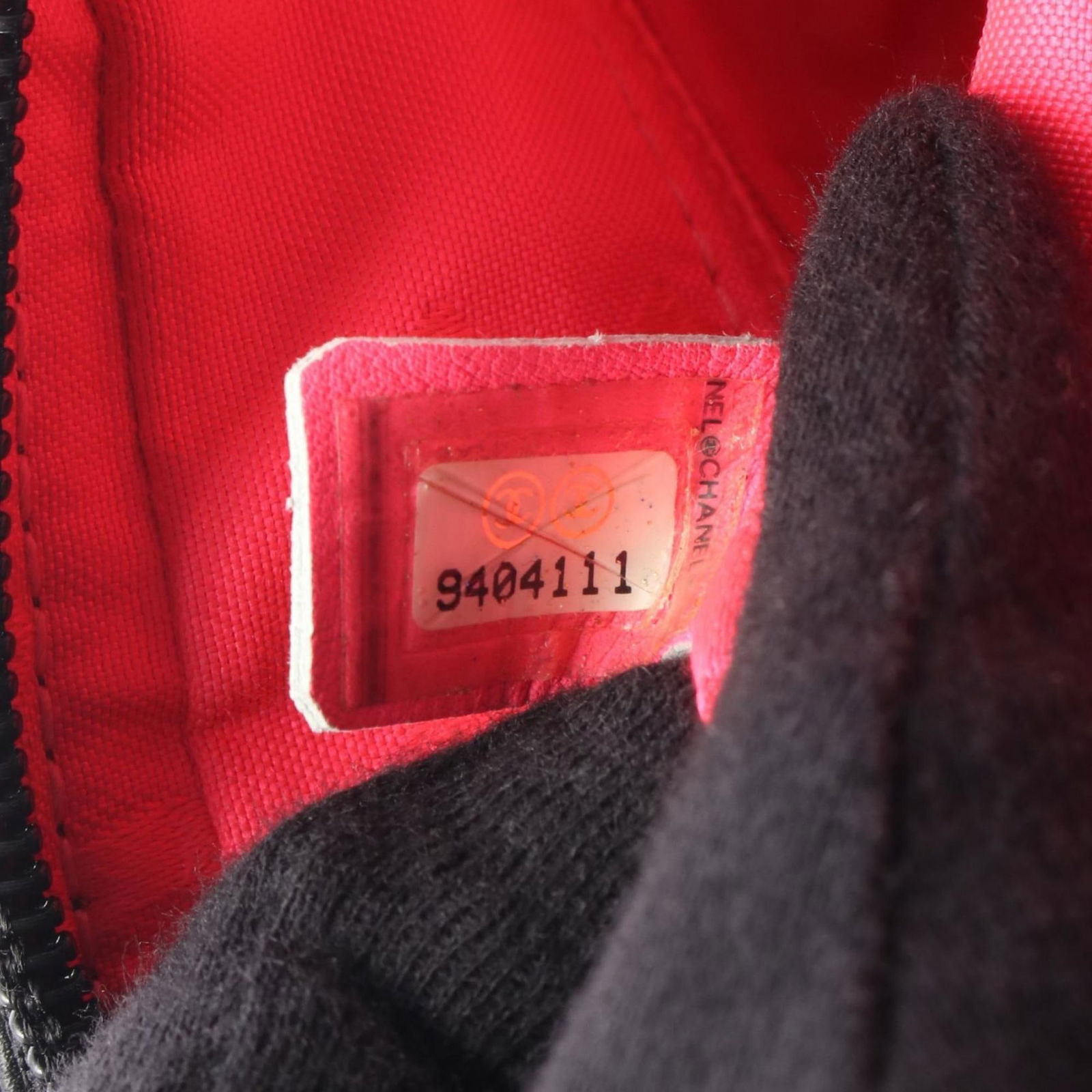 Leather Chanel Shoulder Bag - 5