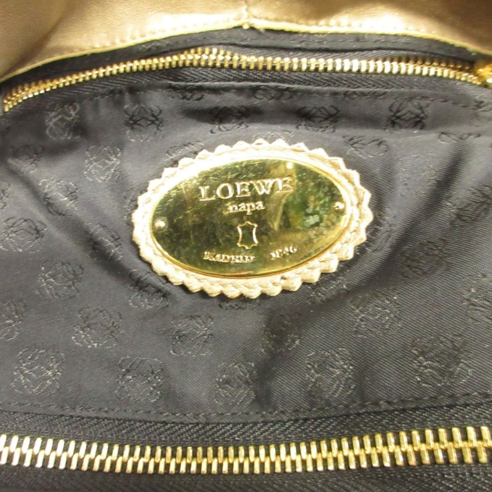 Leather Loewe Handbag - 10