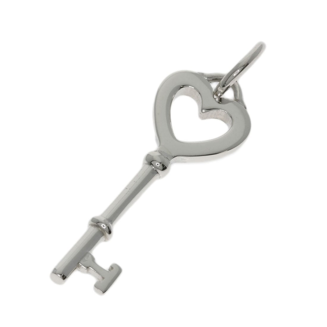 Silver TIFFANY&Co. Heart key Pendant top: Silver TIFFANY&Co. Heart key Pendant top This listing features Silver TIFFANY&Co. Heart key Pendant top. Item specifics are provided below. Item Specifics: Brand: TIFFANY&Co. Style: Pendant top