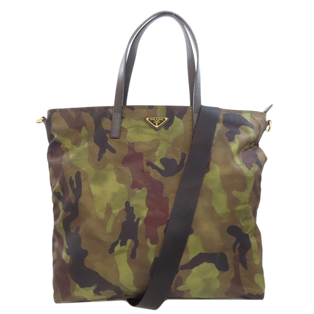 Nylon PRADA Camouflage 2WAY Tote Bag: Nylon PRADA Camouflage 2WAY Tote Bag This listing features Nylon PRADA Camouflage 2WAY Tote Bag. Item specifics are provided below. Item Specifics: Brand: PRADA Style: Tote Bag Exterior Material: Nylo