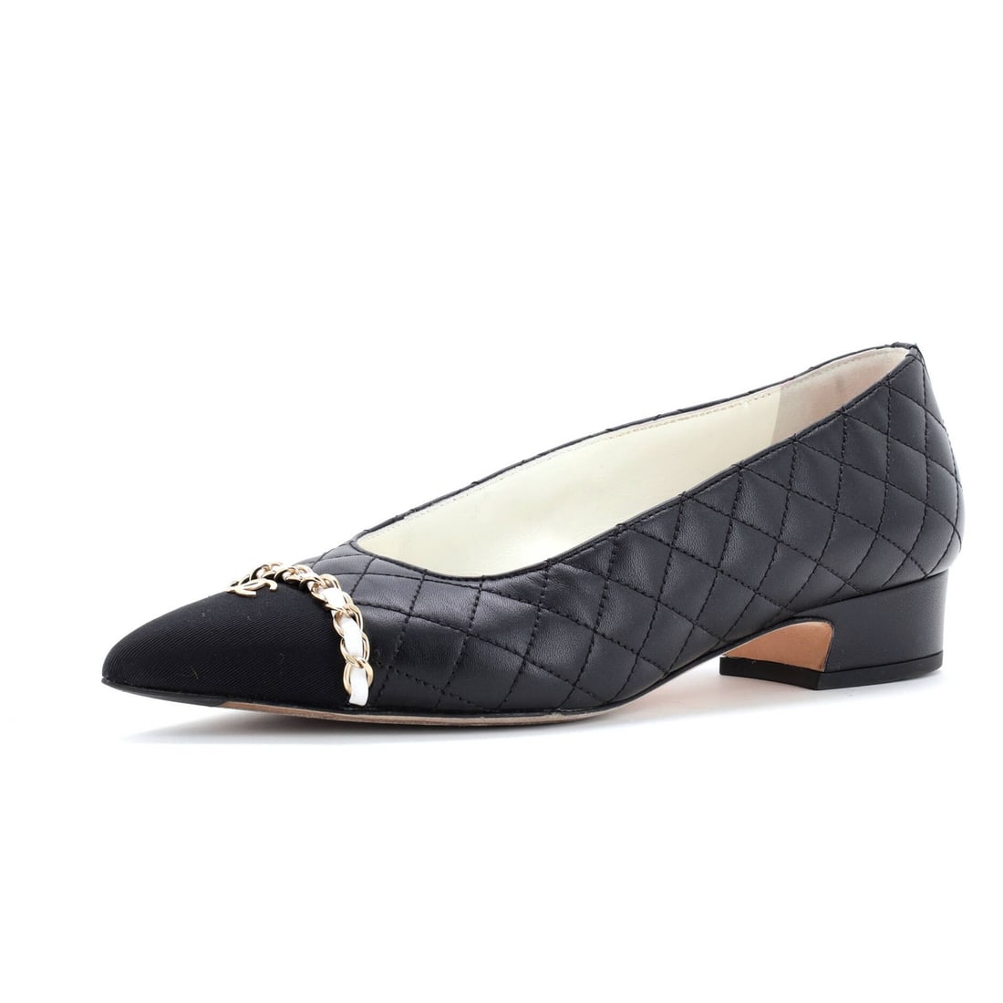 Grosgrain Chanel Women's CC Chain Pointed Cap Toe Pumps Quilted Leather with: Grosgrain Chanel Women's CC Chain Pointed Cap Toe Pumps Quilted Leather with This listing features Grosgrain Chanel Women's CC Chain Pointed Cap Toe Pumps Quilted Leather with. Item specifics are prov