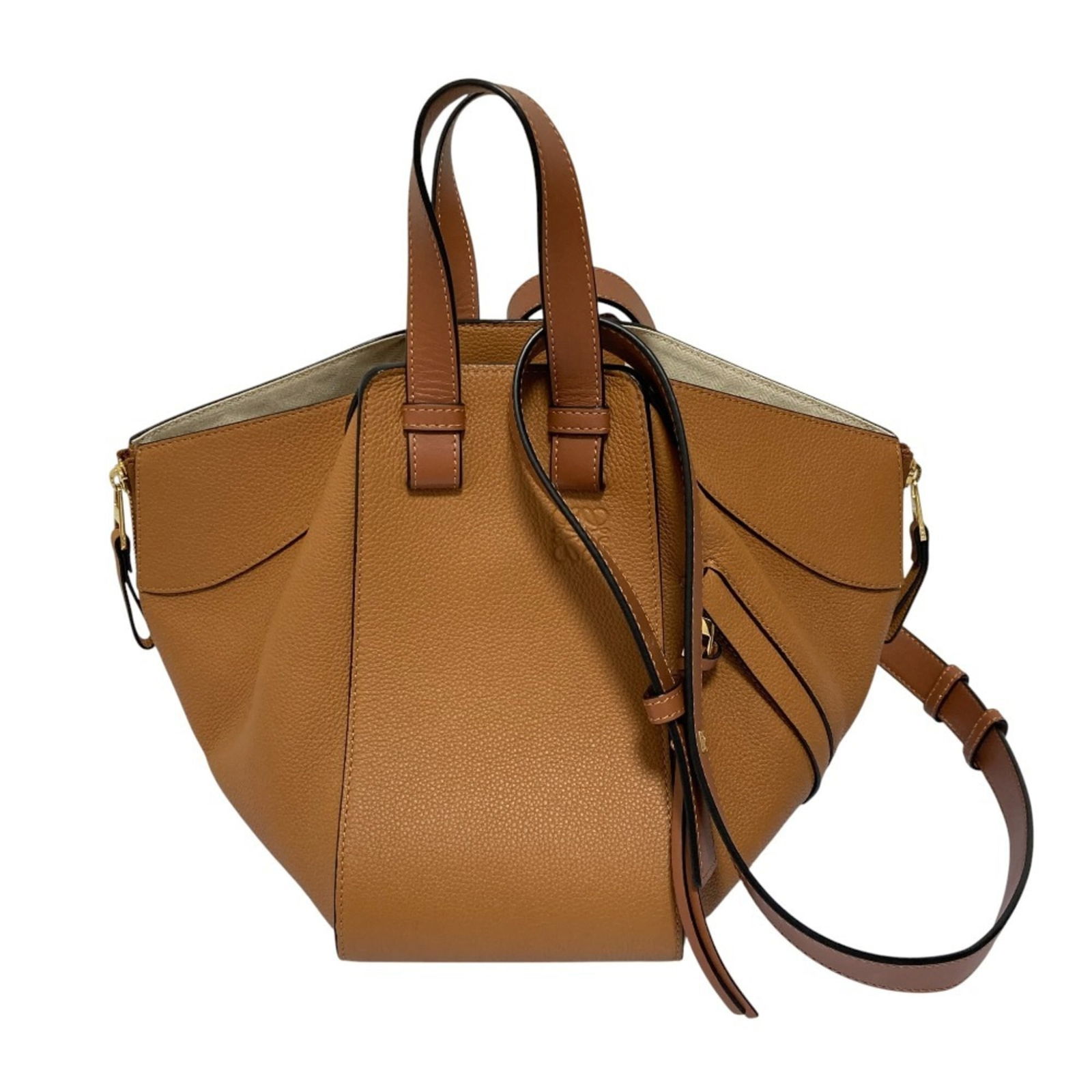 Bag Loewe Shoulder: Bag Loewe Shoulder This listing features Bag Loewe Shoulder. Item specifics are provided below. Item Specifics: Brand: Loewe Type: Shoulder Bag Color: Brown Gender: Women Size (Hxwxd): 24cm x 38cm x 2