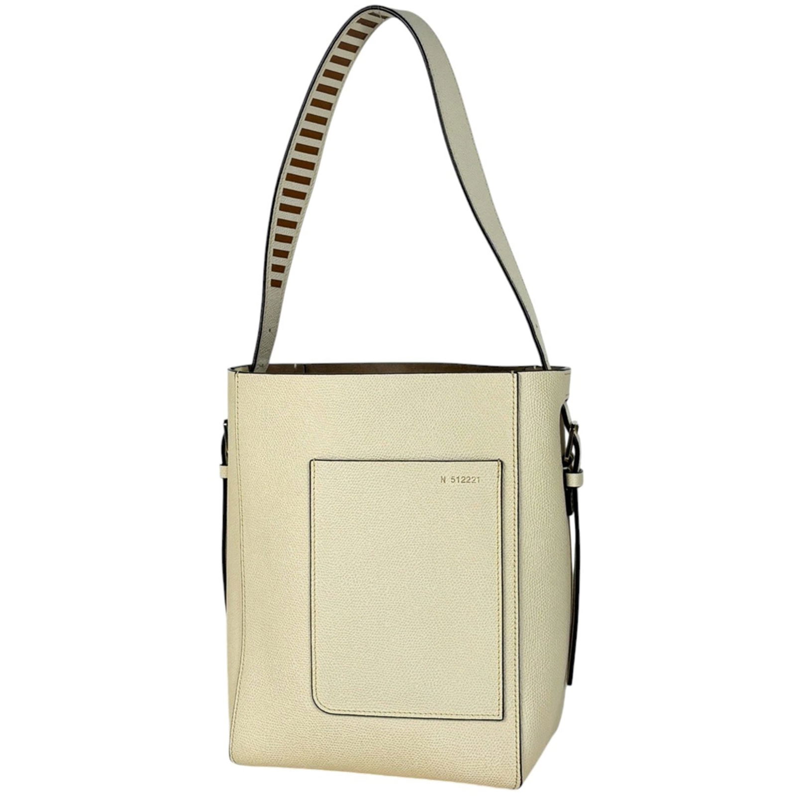 Leather Valextra Shoulder Bag: Leather Valextra Shoulder Bag This listing features Leather Valextra Shoulder Bag. Item specifics are provided below. Item Specifics: Brand: Valextra Type: Shoulder Bag Material: Leather Color: White