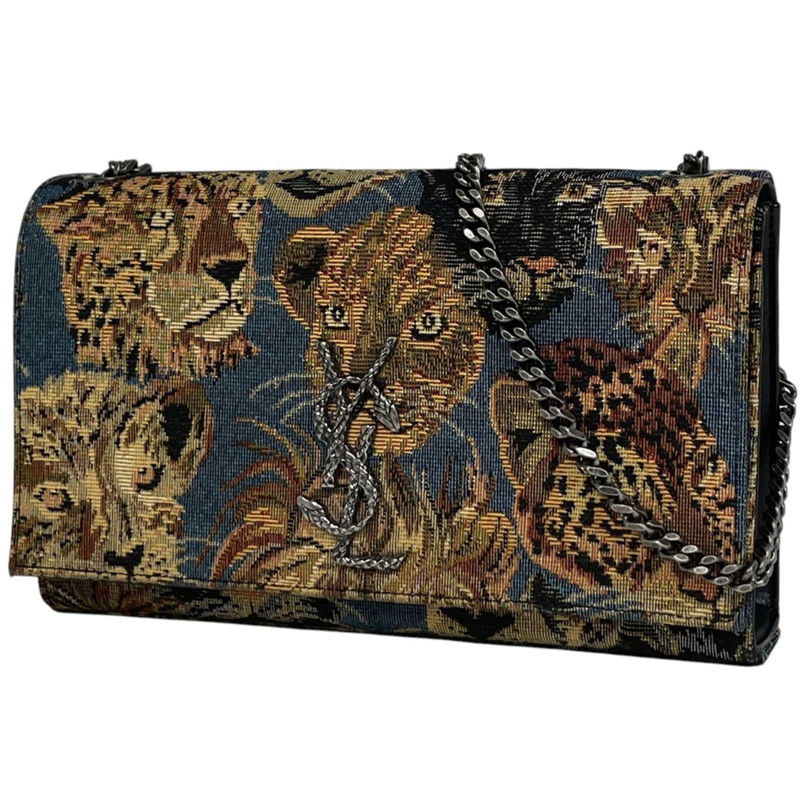 Canvas Yves Saint Laurent Shoulder Bag: Canvas Yves Saint Laurent Shoulder Bag This listing features Canvas Yves Saint Laurent Shoulder Bag. Item specifics are provided below. Item Specifics: Brand: Yves Saint Laurent Type: Shoulder Bag Mat