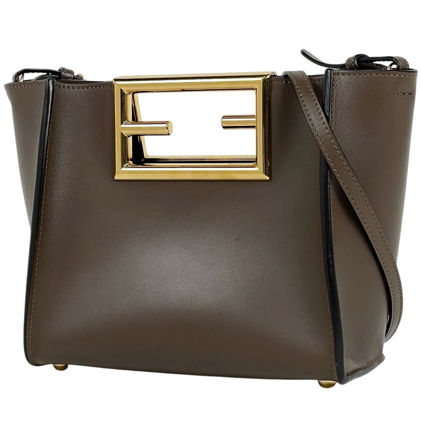 Shoulder Bag Leather - Fendi Handbag: Shoulder Bag Leather - Fendi Handbag This listing features Shoulder Bag Leather - Fendi Handbag. Item specifics are provided below. Item Specifics: Brand: Fendi Type: Handbag, Shoulder Bag Material: L