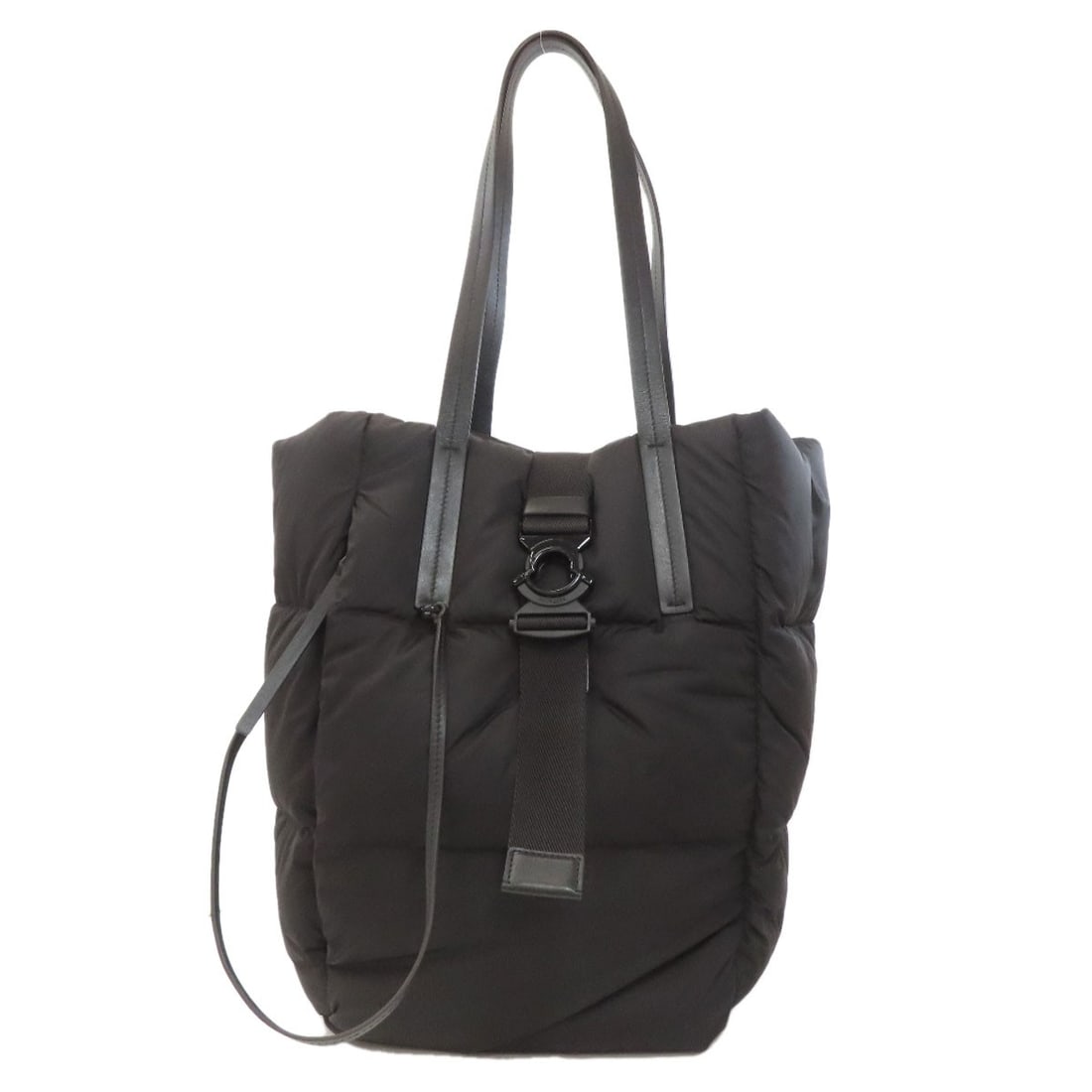 Nylon MONCLER XANDER TOTE Bag: Nylon MONCLER XANDER TOTE Bag This listing features Nylon MONCLER XANDER TOTE Bag. Item specifics are provided below. Item Specifics: Brand: MONCLER Style: Tote Bag Exterior Material: Nylon Exterior