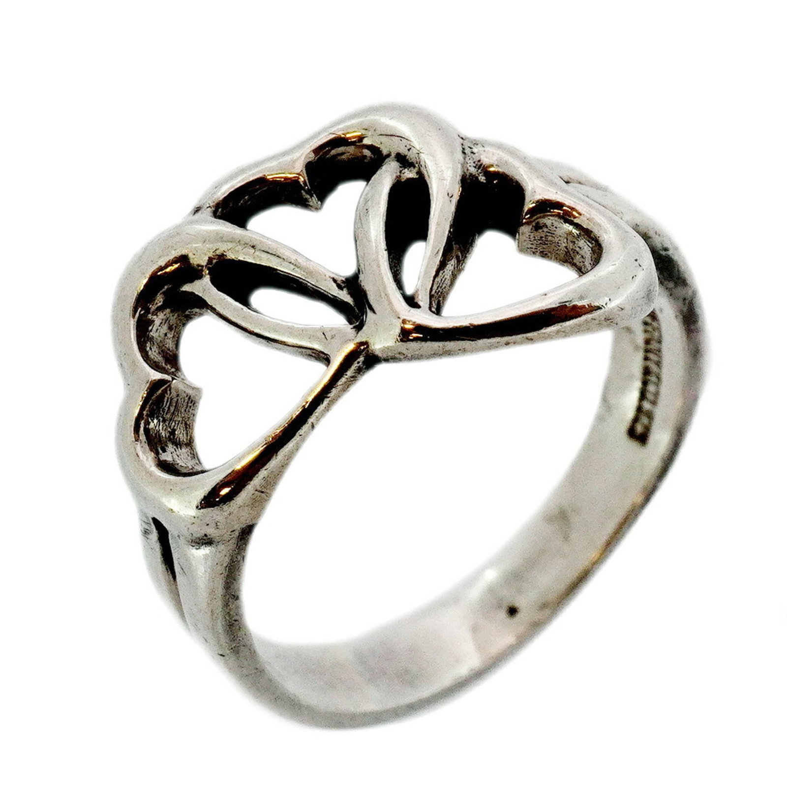 925 Tiffany Band Ring Silver: 925 Tiffany Band Ring Silver This listing features 925 Tiffany Band Ring Silver. Item specifics are provided below. Item Specifics: Brand: Tiffany Type: Band Ring Gender: Women Material: Silver 925 Us