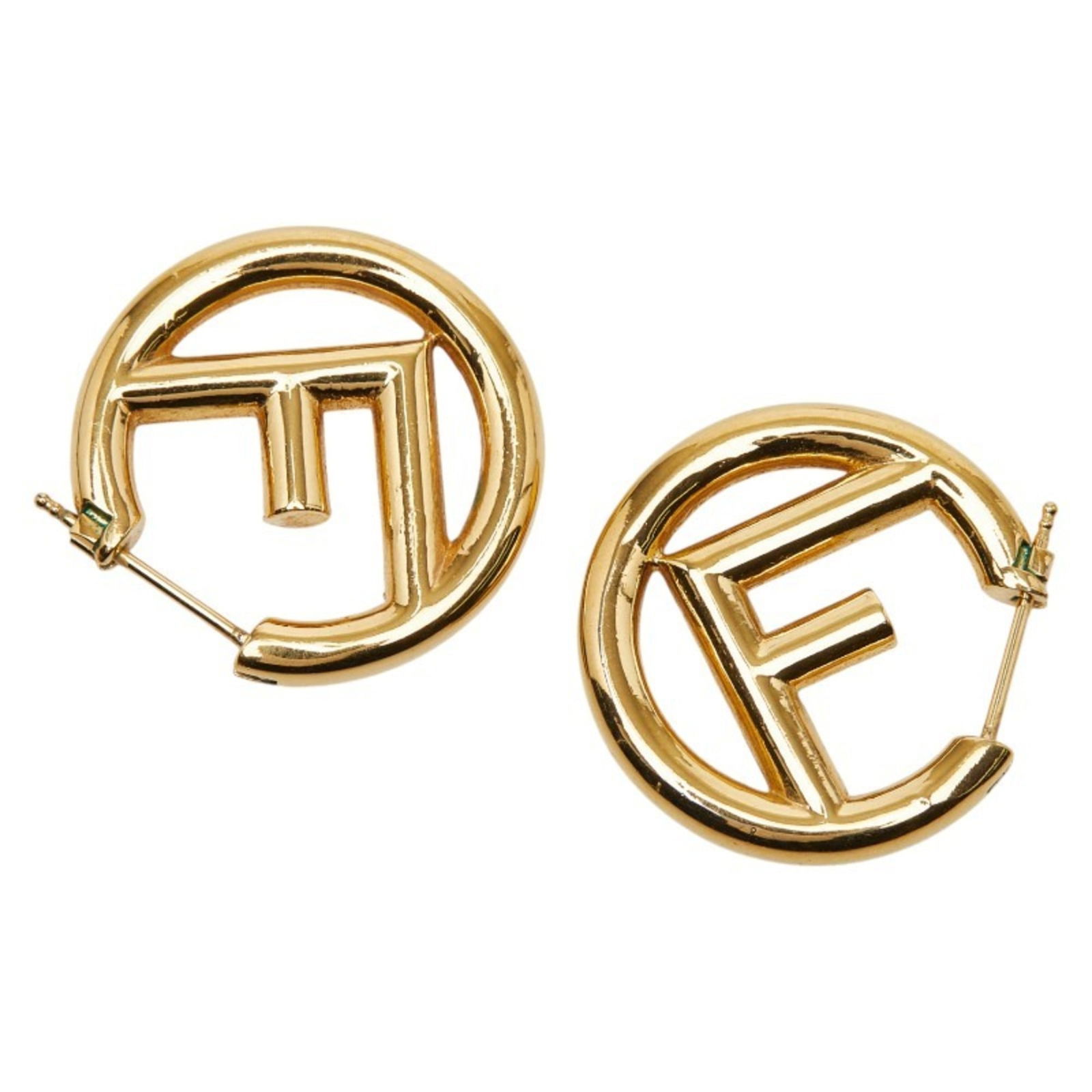 Metal Fendi Stud Earrings: Metal Fendi Stud Earrings This listing features Metal Fendi Stud Earrings. Item specifics are provided below. Item Specifics: Brand: Fendi Type: Stud Earrings Gender: Women Material: Metal Size (Hxwxd