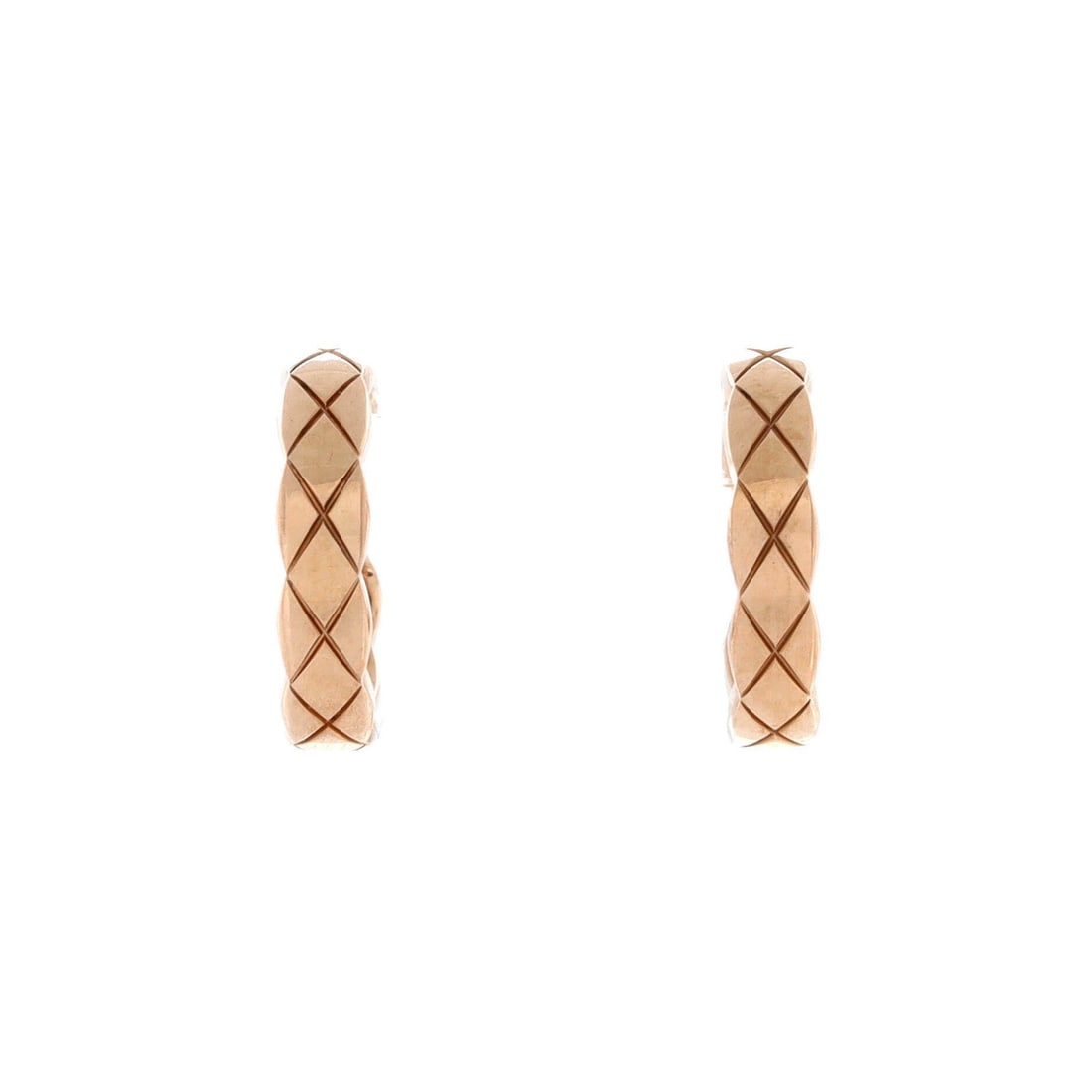 Gold Chanel Coco Crush Cuff Earrings 18K Beige: Gold Chanel Coco Crush Cuff Earrings 18K Beige This listing features Gold Chanel Coco Crush Cuff Earrings 18K Beige. Item specifics are provided below. Item Specifics: Brand: Chanel Main Stone: Unknow