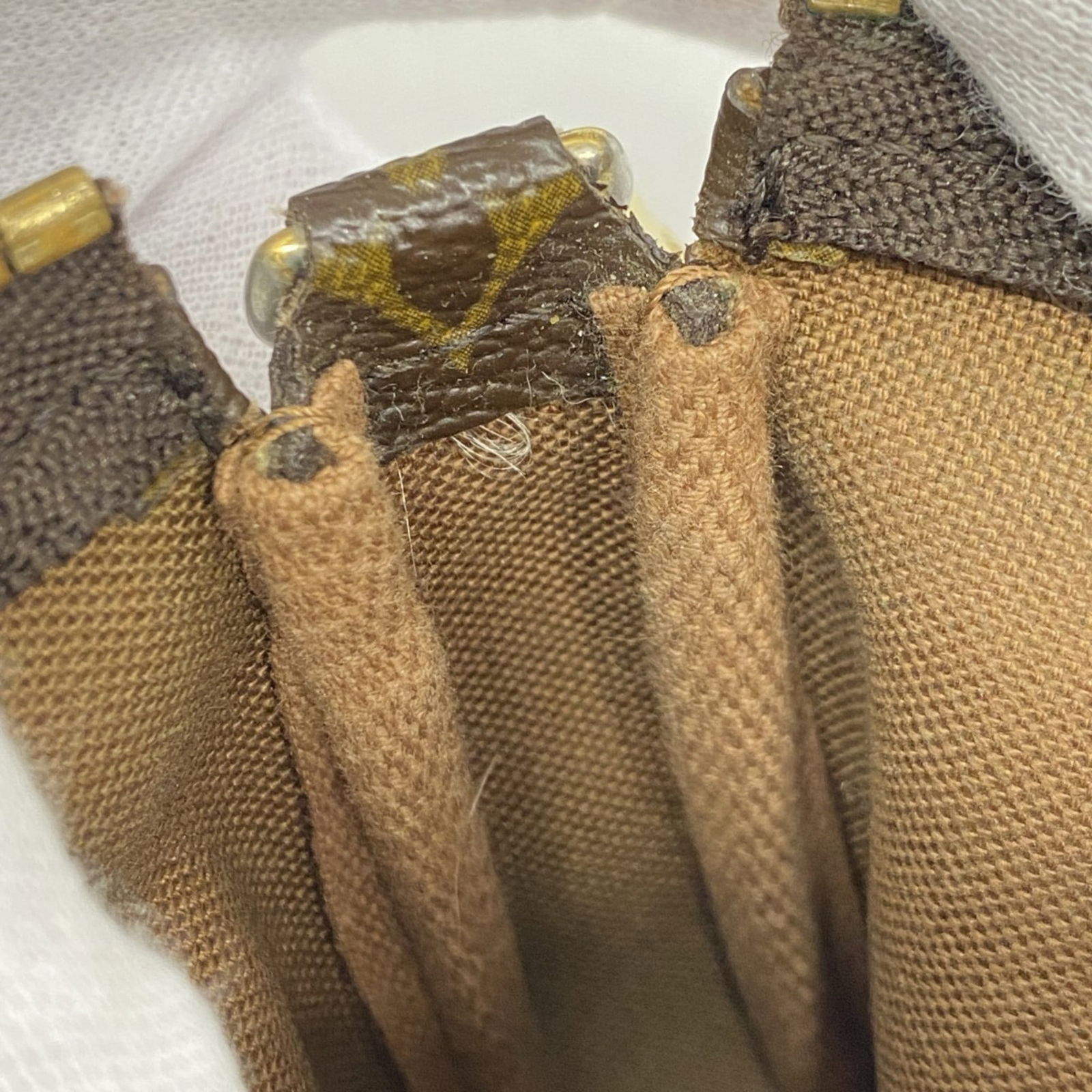 Pouch Louis Vuitton - 7