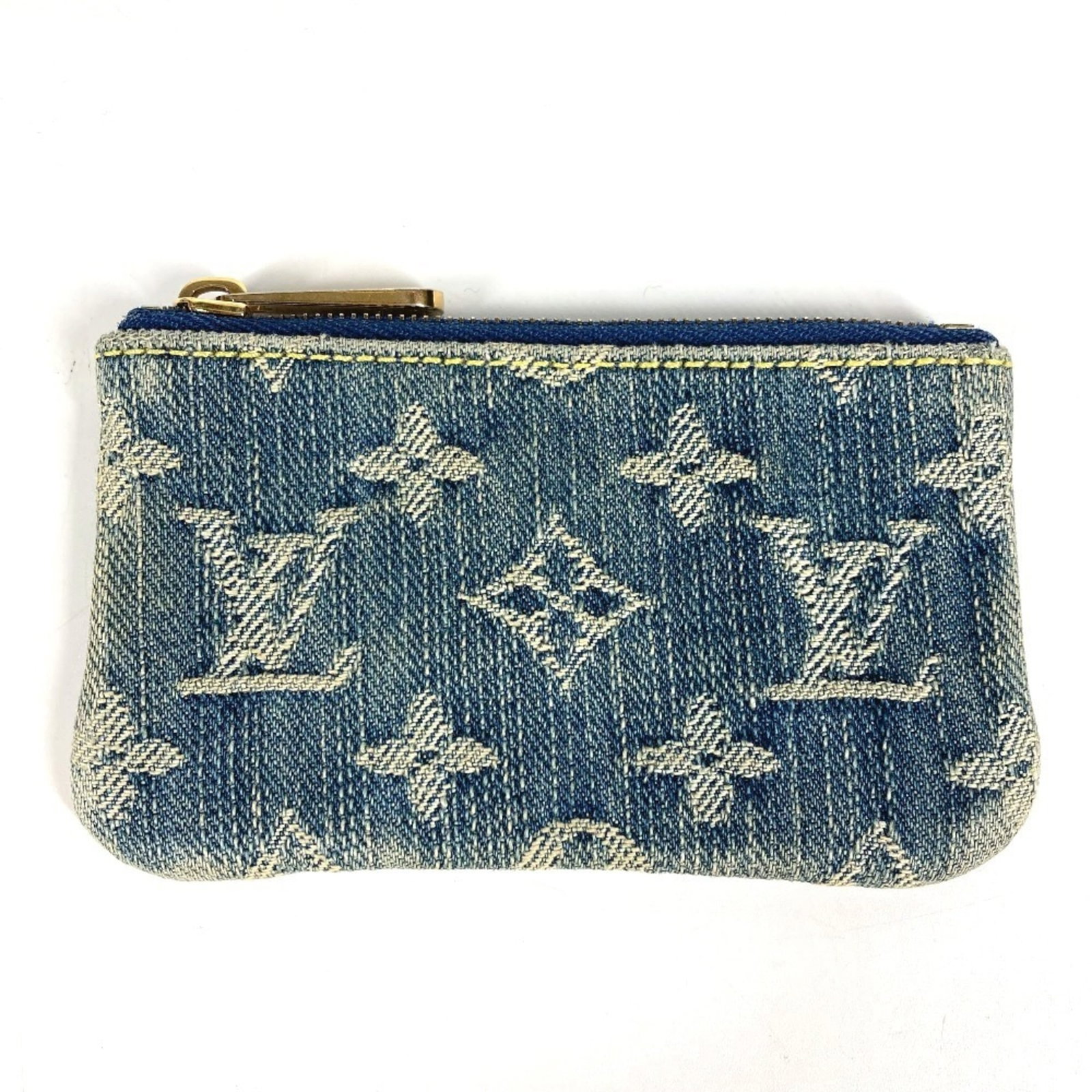 Denim Louis Vuitton Coin Purse/ Coin Case Monogram: Denim Louis Vuitton Coin Purse/ Coin Case Monogram This listing features Denim Louis Vuitton Coin Purse/ Coin Case Monogram. Item specifics are provided below. Item Specifics: Brand: Louis Vuitton Typ