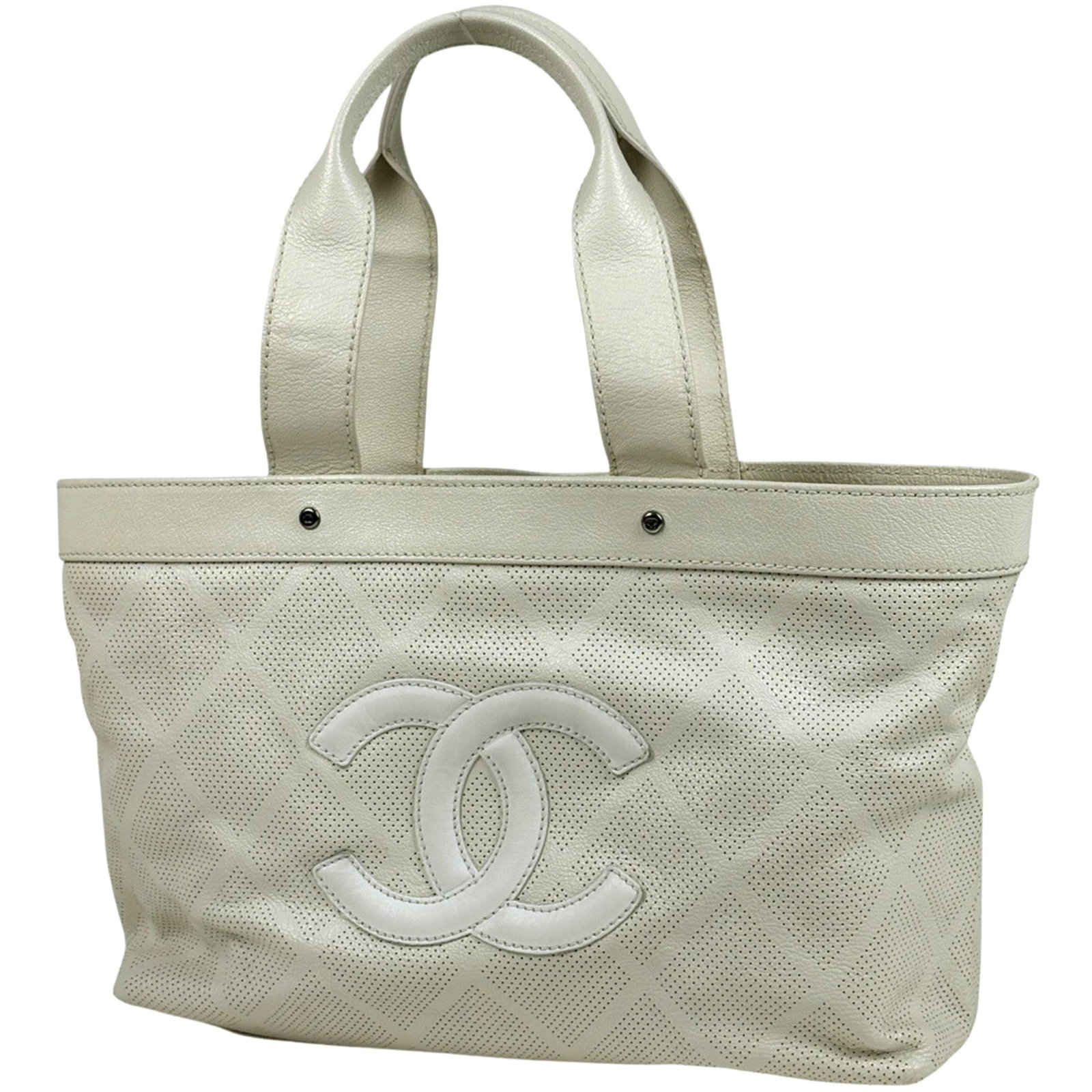 Tote Bag Leather - Chanel Handbag: Tote Bag Leather - Chanel Handbag This listing features Tote Bag Leather - Chanel Handbag. Item specifics are provided below. Item Specifics: Brand: Chanel Type: Handbag, Tote Bag Material: Leather Co