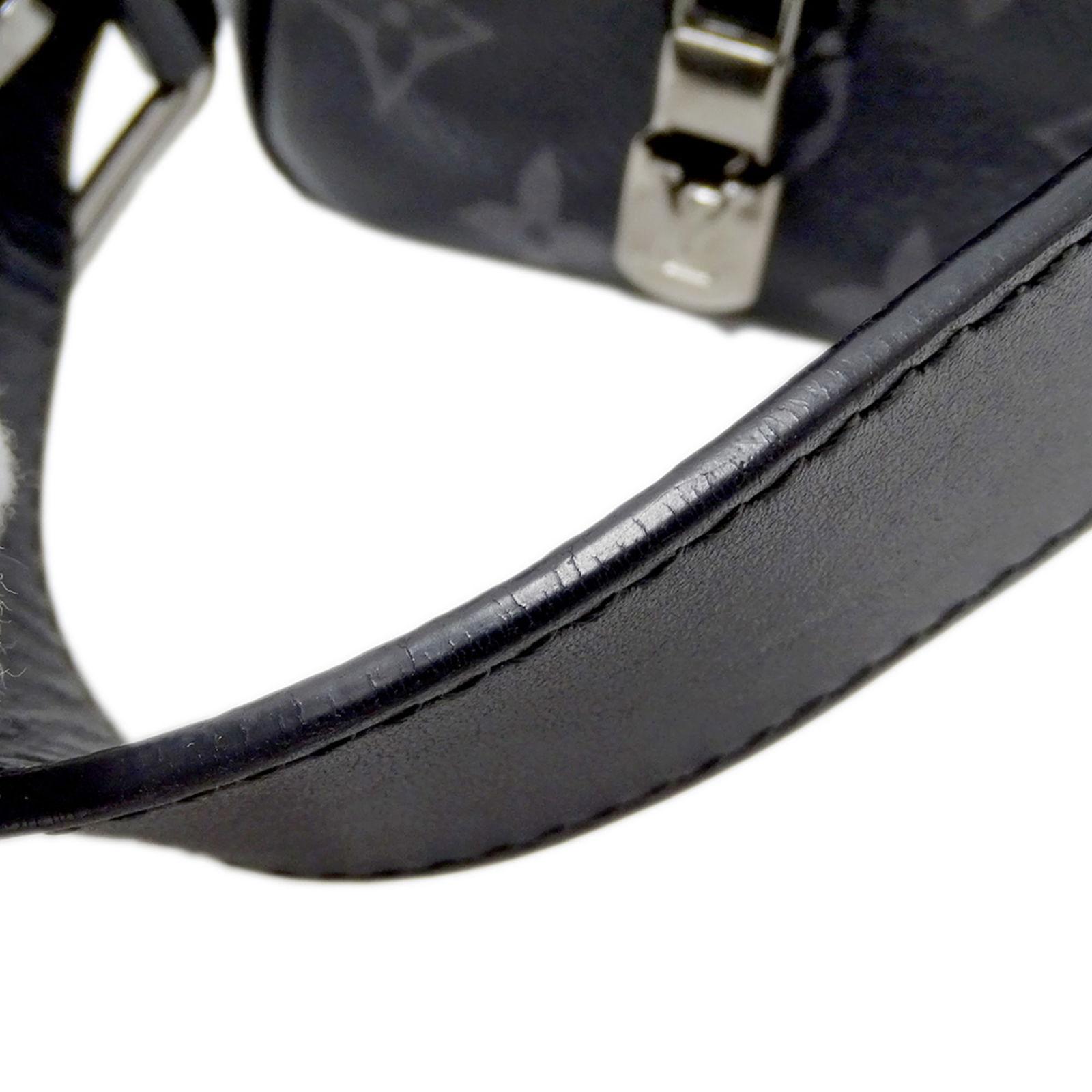 Pouch Monogram Eclipse - Louis Vuitton Clutch Bag - 12