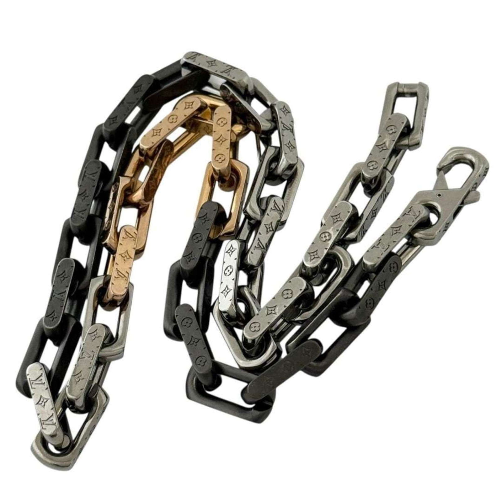 54cm Louis Vuitton Men's Necklace Monogram Chain: 54cm Louis Vuitton Men's Necklace Monogram Chain This listing features 54cm Louis Vuitton Men's Necklace Monogram Chain. Item specifics are provided below. Item Specifics: Brand: Louis Vuitton Necklac