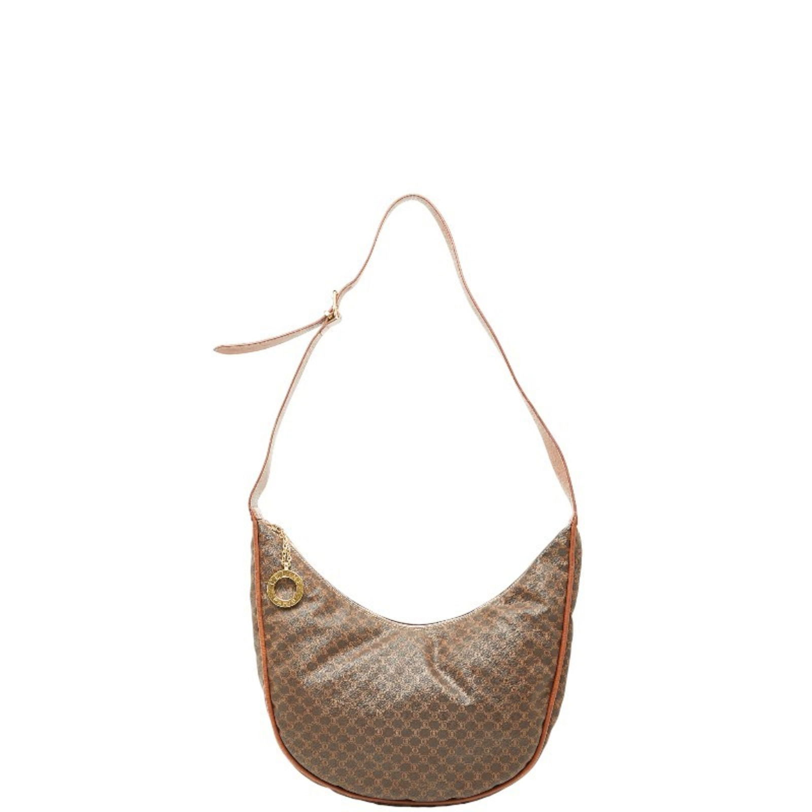 Pvc - Celine Shoulder Bag Leather: Pvc - Celine Shoulder Bag Leather This listing features Pvc - Celine Shoulder Bag Leather. Item specifics are provided below. Item Specifics: Brand: Celine Type: Shoulder Bag Material: Leather , Pvc