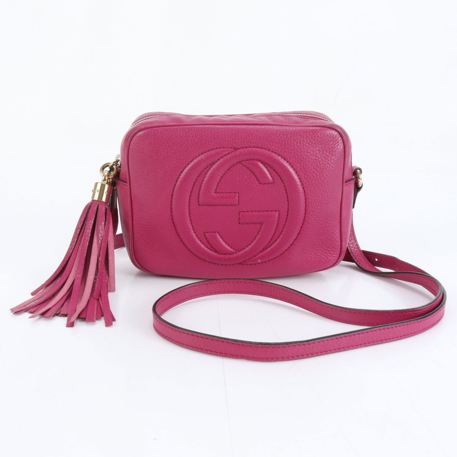 Leather Gucci Shoulder Bag: Leather Gucci Shoulder Bag This listing features Leather Gucci Shoulder Bag. Item specifics are provided below. Item Specifics: Brand: Gucci Type: Shoulder Bag Material: Leather Gender: Women Size (Hx