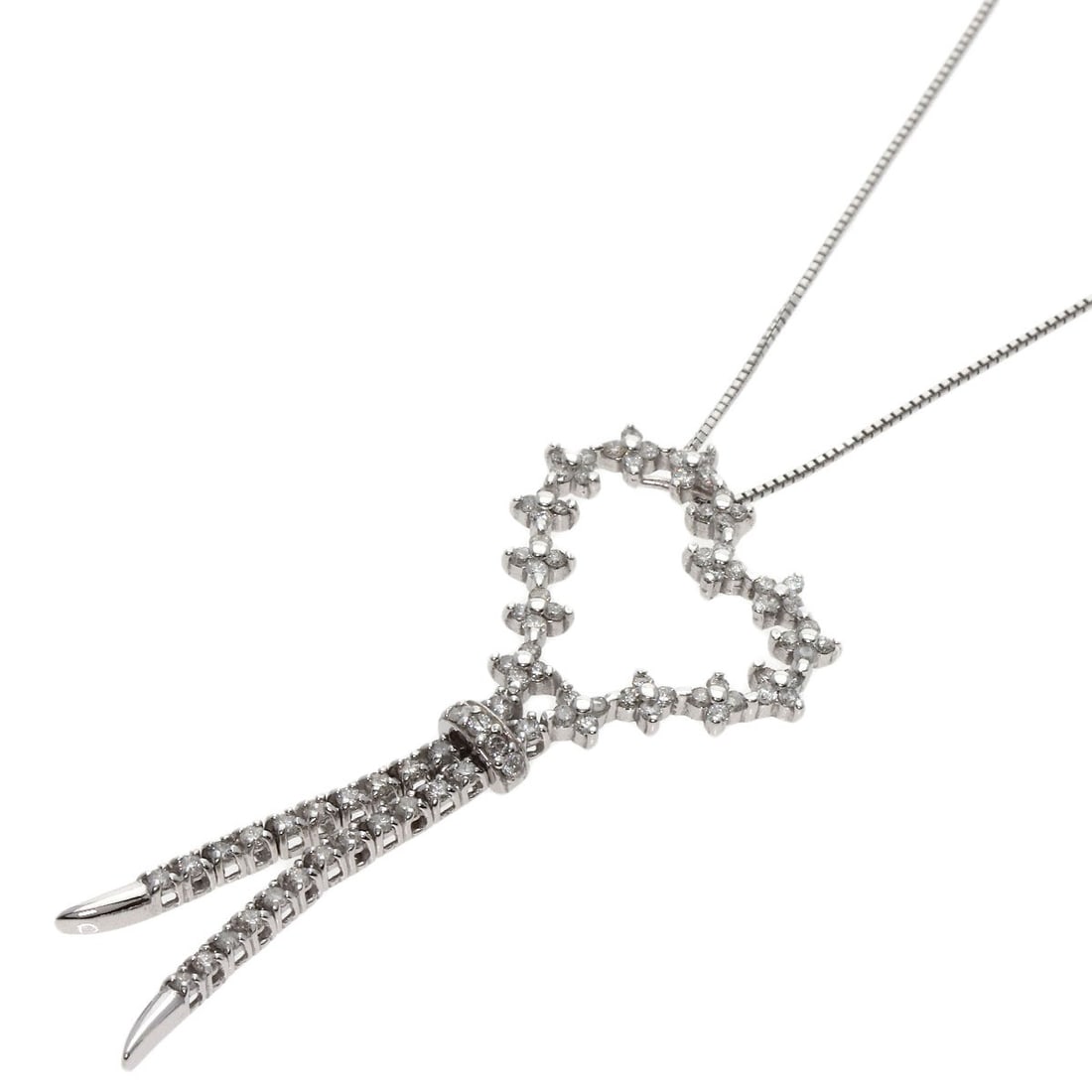 4.5g 0.66ct Diamond Necklace K14 White Gold: 4.5g 0.66ct Diamond Necklace K14 White Gold This listing features 4.5g 0.66ct Diamond Necklace K14 White Gold. Item specifics are provided below. Item Specifics: Brand: SELECT JEWELRY Style: Necklace