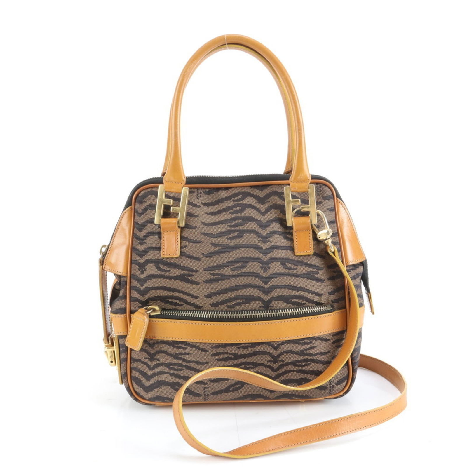 Canvas - Fendi Shoulder Bag Leather: Canvas - Fendi Shoulder Bag Leather This listing features Canvas - Fendi Shoulder Bag Leather. Item specifics are provided below. Item Specifics: Brand: Fendi Type: Shoulder Bag Material: Leather , Ca