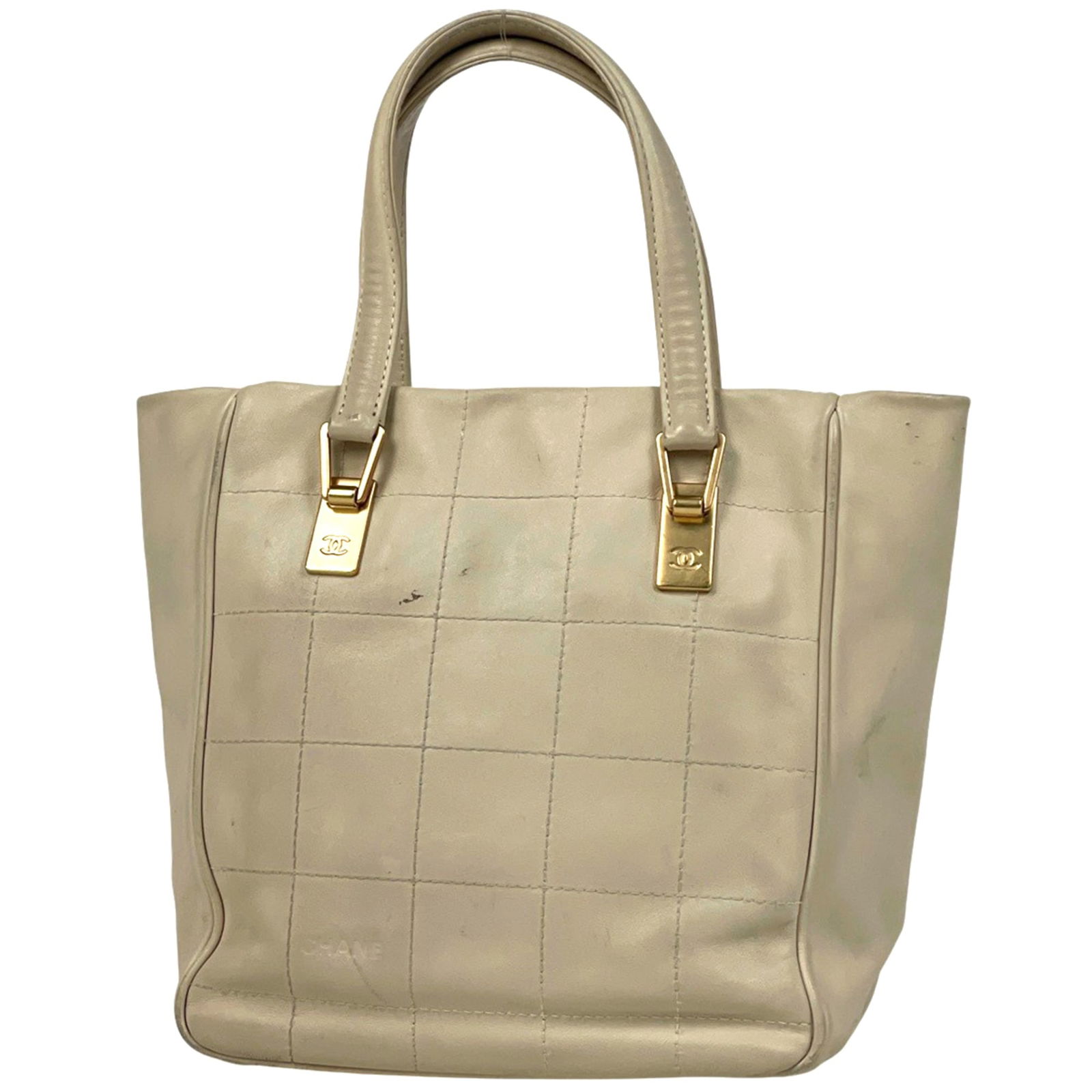 Tote Bag Leather - Chanel Handbag: Tote Bag Leather - Chanel Handbag This listing features Tote Bag Leather - Chanel Handbag. Item specifics are provided below. Item Specifics: Brand: Chanel Type: Handbag, Tote Bag Material: Leather Co