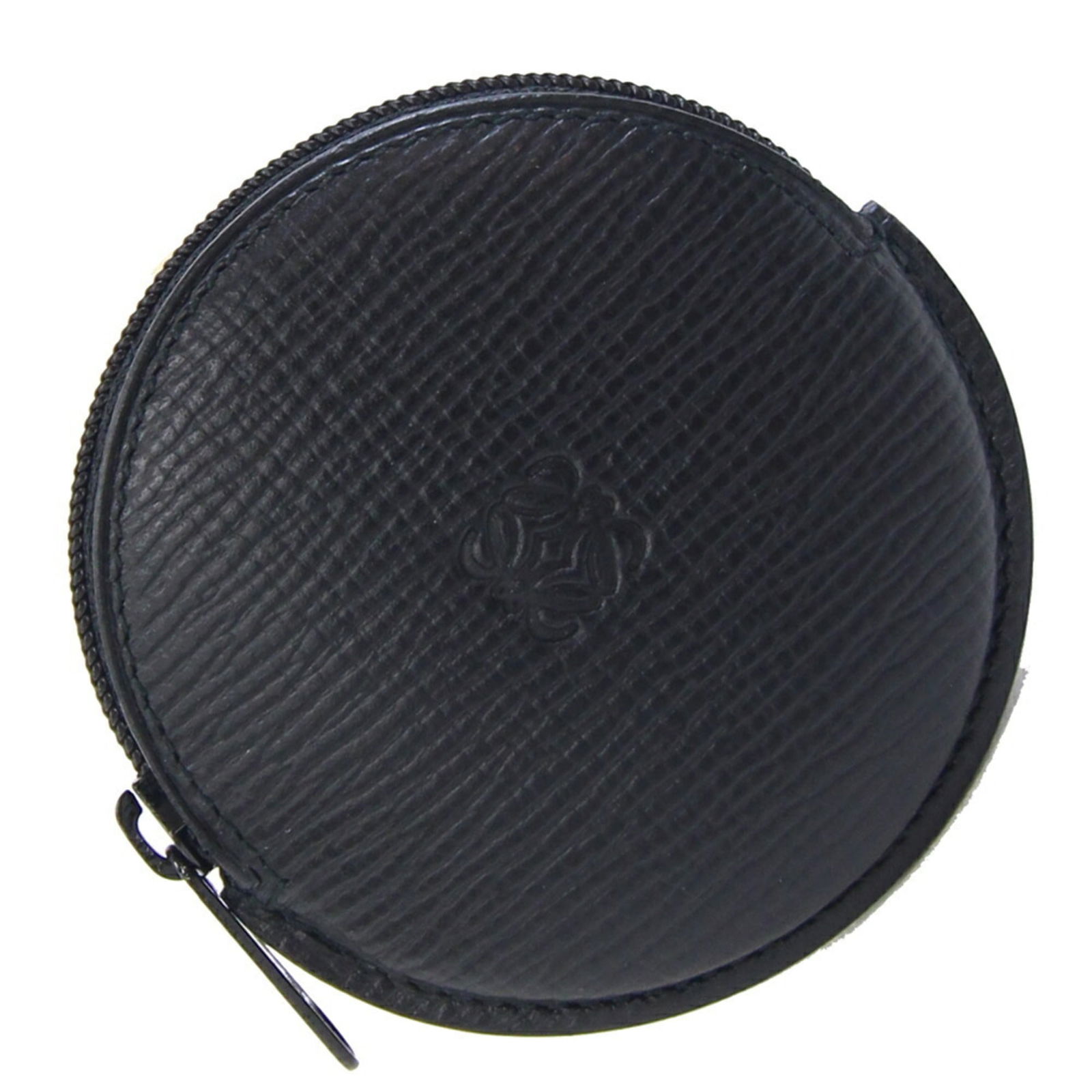 Leather Loewe Coin Purse/ Coin Case: Leather Loewe Coin Purse/ Coin Case This listing features Leather Loewe Coin Purse/ Coin Case. Item specifics are provided below. Item Specifics: Brand: Loewe Type: Coin Purse/Coin Case Gender: Men,Wo