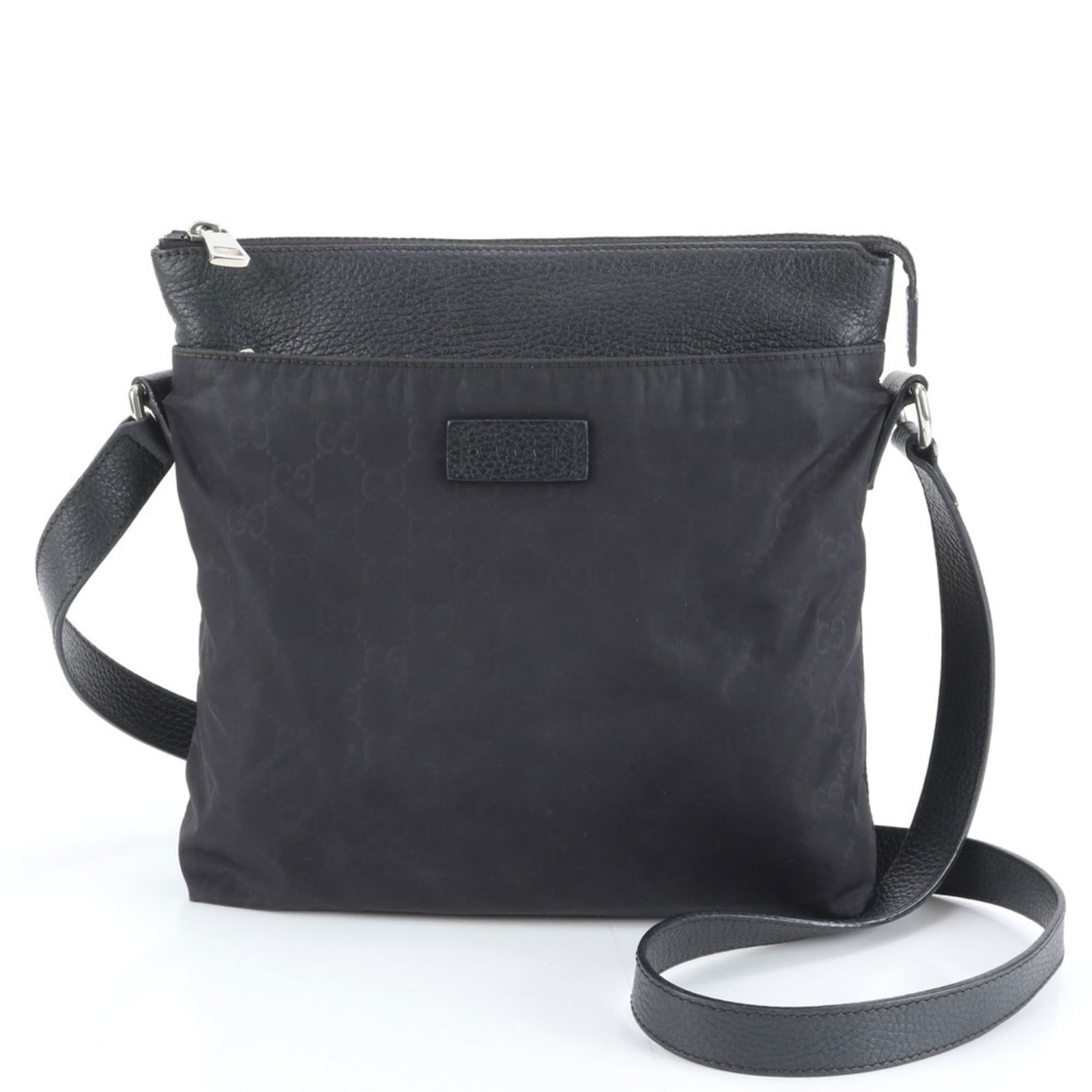 Nylon - Gucci Shoulder Bag Leather: Nylon - Gucci Shoulder Bag Leather This listing features Nylon - Gucci Shoulder Bag Leather. Item specifics are provided below. Item Specifics: Brand: Gucci Type: Shoulder Bag Material: Leather , Nylo