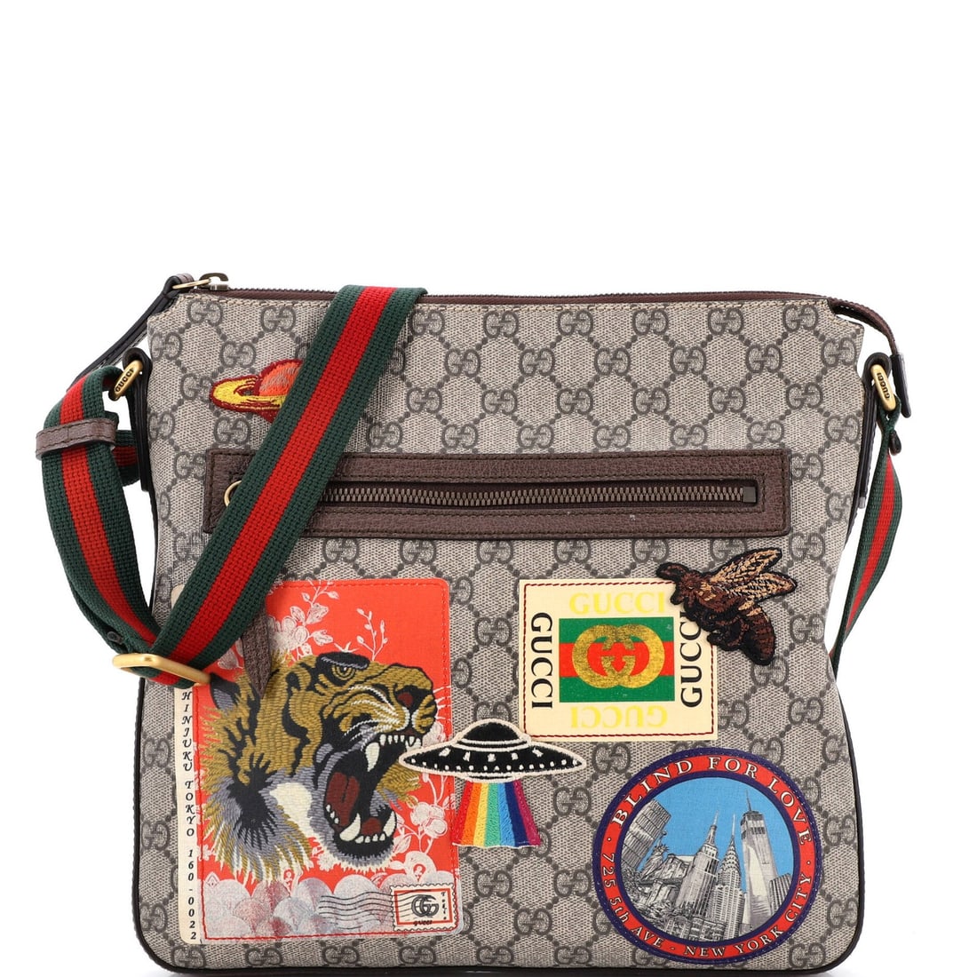 Medium Gucci Courrier Zip Messenger GG Coated Canvas with Applique: Medium Gucci Courrier Zip Messenger GG Coated Canvas with Applique This listing features Medium Gucci Courrier Zip Messenger GG Coated Canvas with Applique. Item specifics are provided below. Item Spe