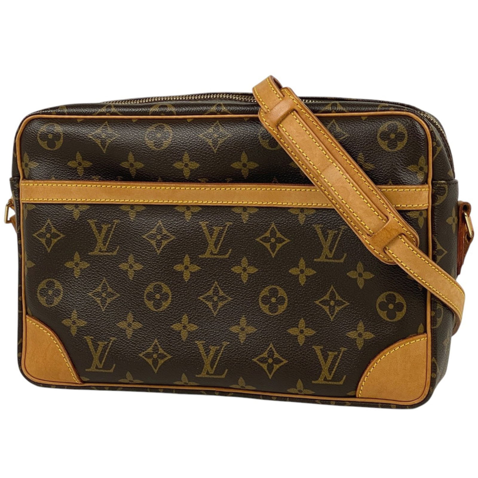 Monogram Louis Vuitton Shoulder Bag: Monogram Louis Vuitton Shoulder Bag This listing features Monogram Louis Vuitton Shoulder Bag. Item specifics are provided below. Item Specifics: Brand: Louis Vuitton Type: Shoulder Bag Material: Mono