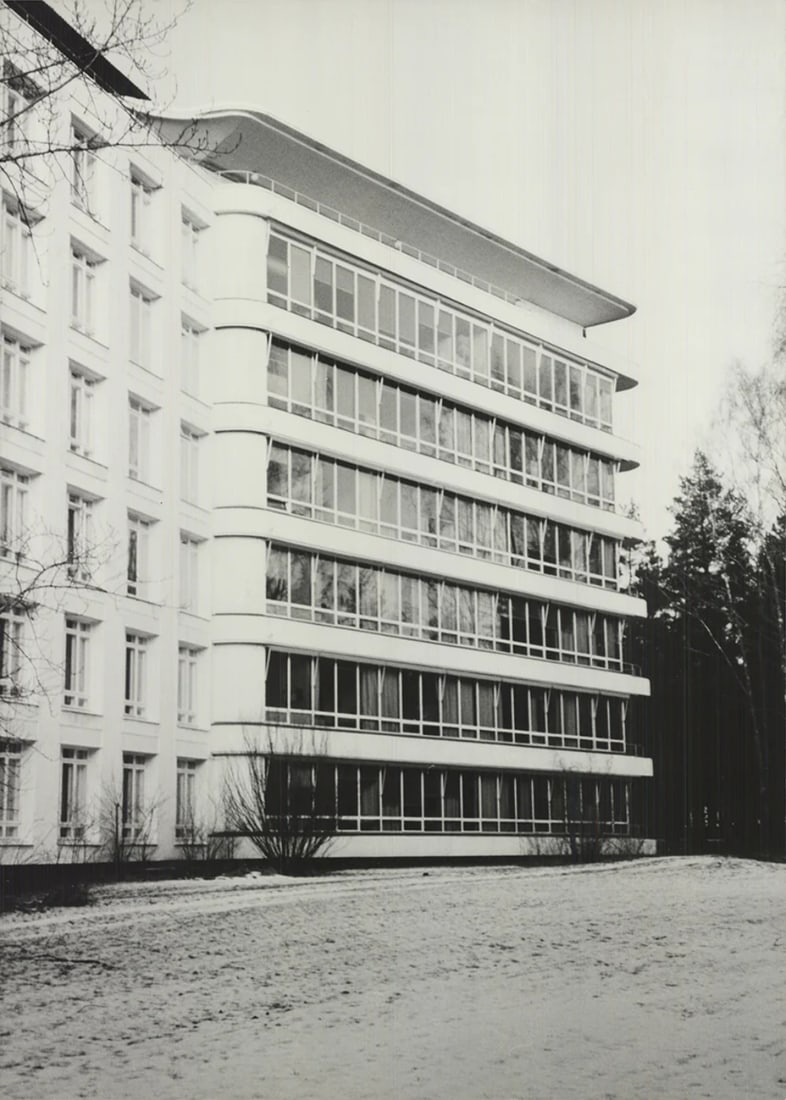 Contempora GUNTHER FORG Architektur II SIGNED 37.8" x 27" Offset Lithograph 1993: Contempora GUNTHER FORG Architektur II SIGNED 37.8" x 27" Offset Lithograph 1993 This listing features Contempora GUNTHER FORG Architektur II SIGNED 37.8" x 27" Offset Lithograph 1993. Item specifics