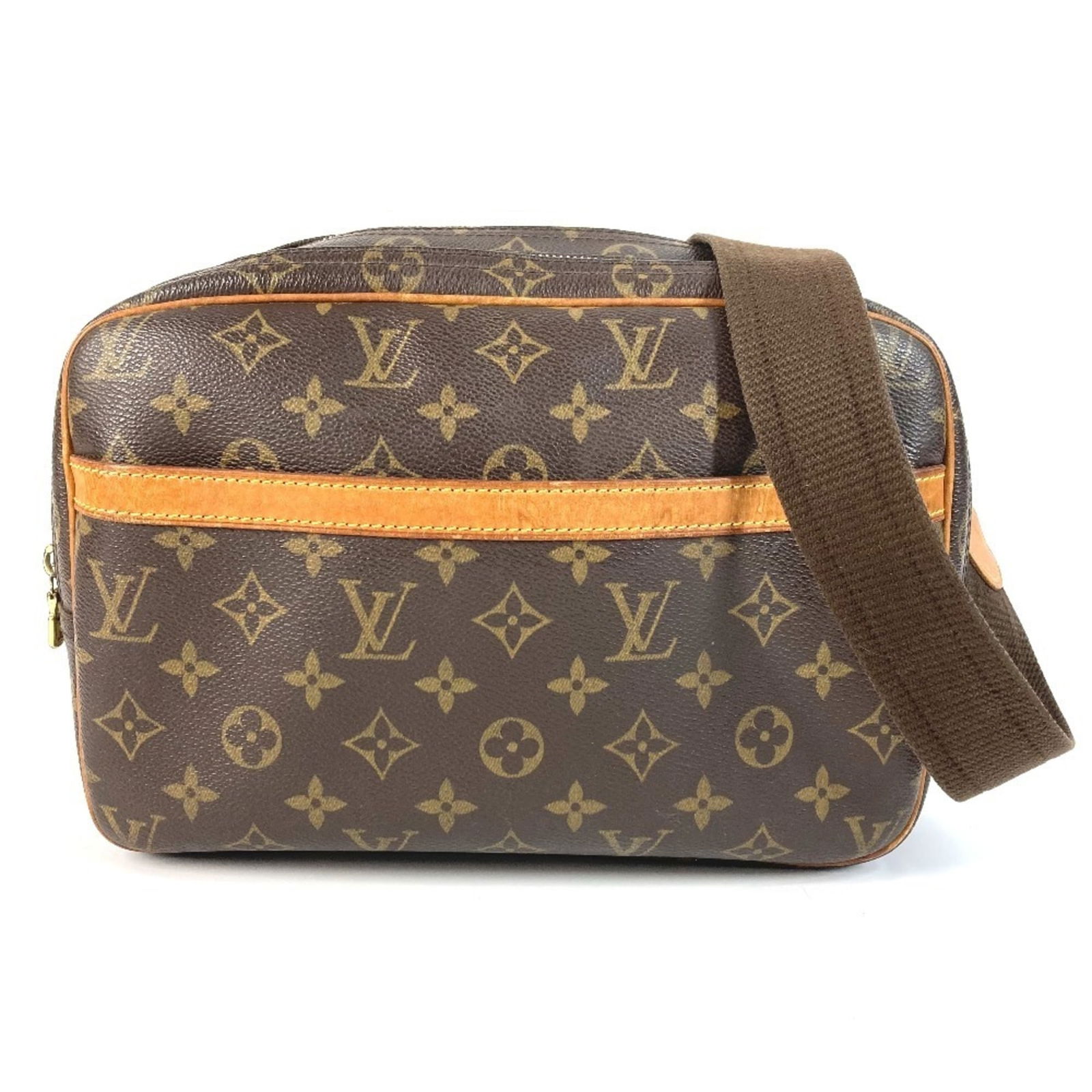 Monogram Louis Vuitton Shoulder Bag: Monogram Louis Vuitton Shoulder Bag This listing features Monogram Louis Vuitton Shoulder Bag. Item specifics are provided below. Item Specifics: Brand: Louis Vuitton Type: Shoulder Bag Material: Mono