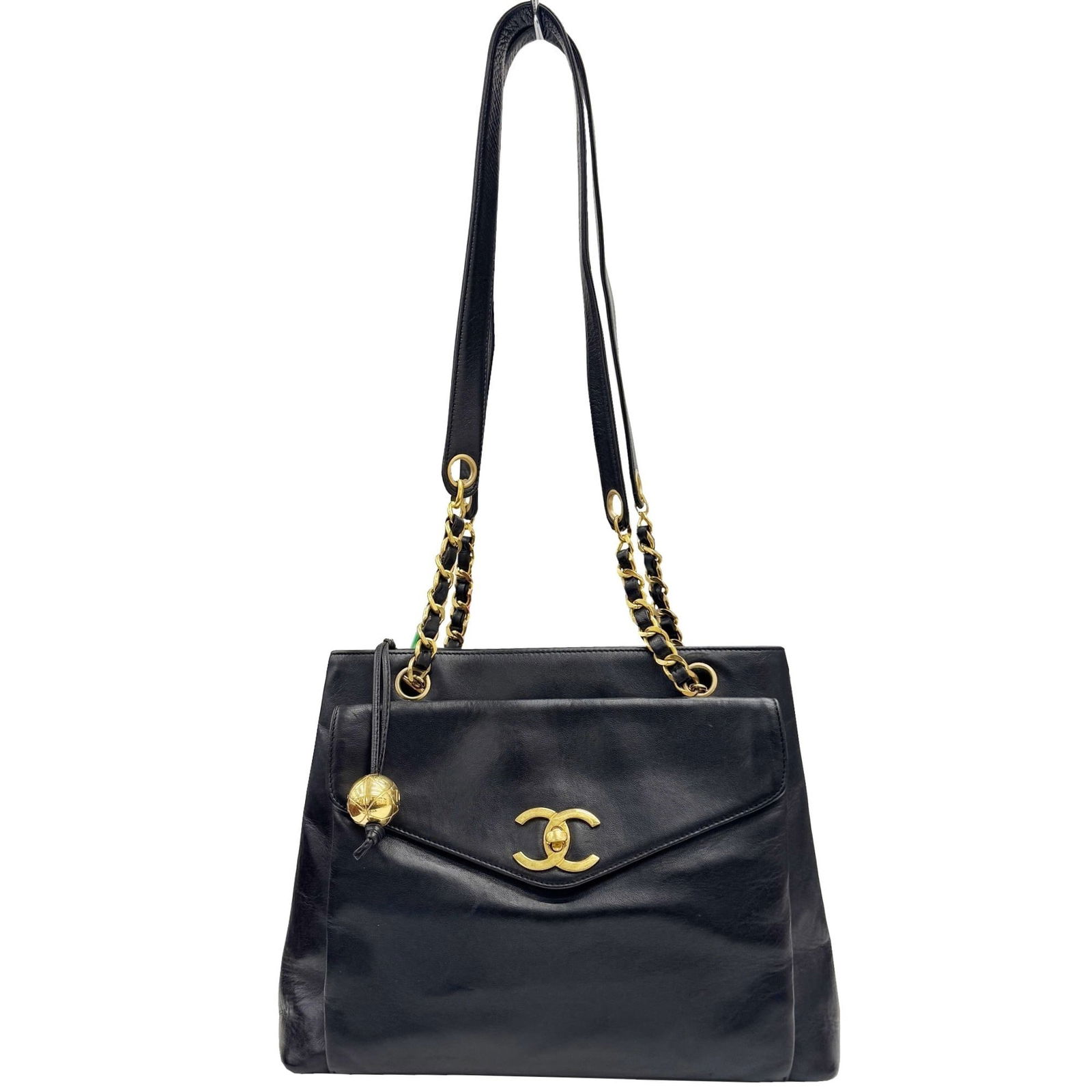 Leather Chanel Tote Bag: Leather Chanel Tote Bag This listing features Leather Chanel Tote Bag. Item specifics are provided below. Item Specifics: Brand: Chanel Type: Tote Bag Material: Leather Leather/Fur Type: Lambskin Colo