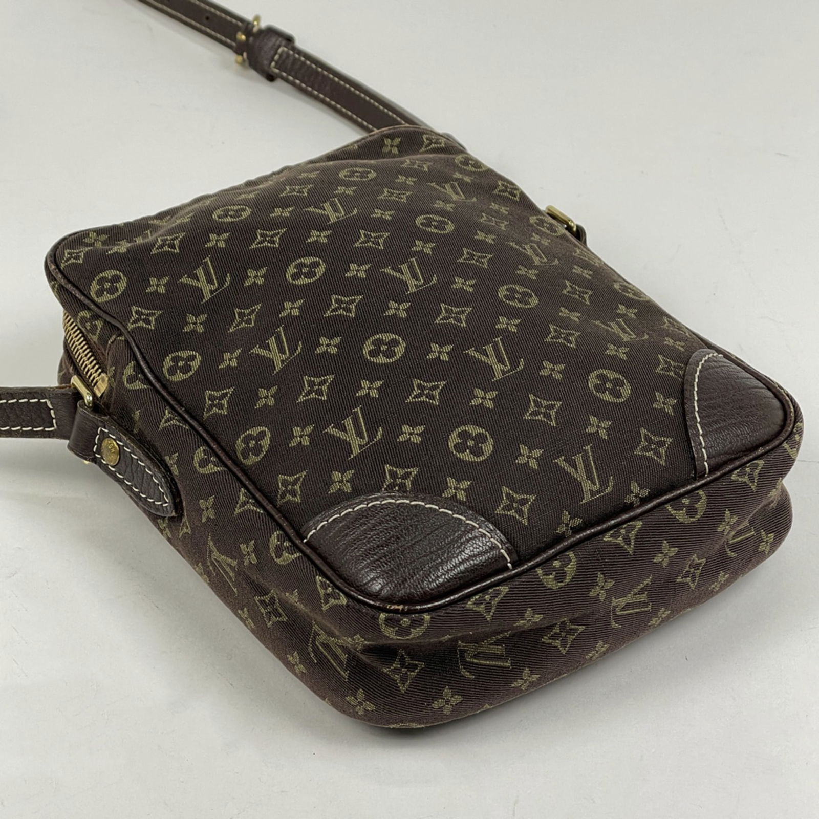 Mini Louis Vuitton Shoulder Bag Monogram - 2