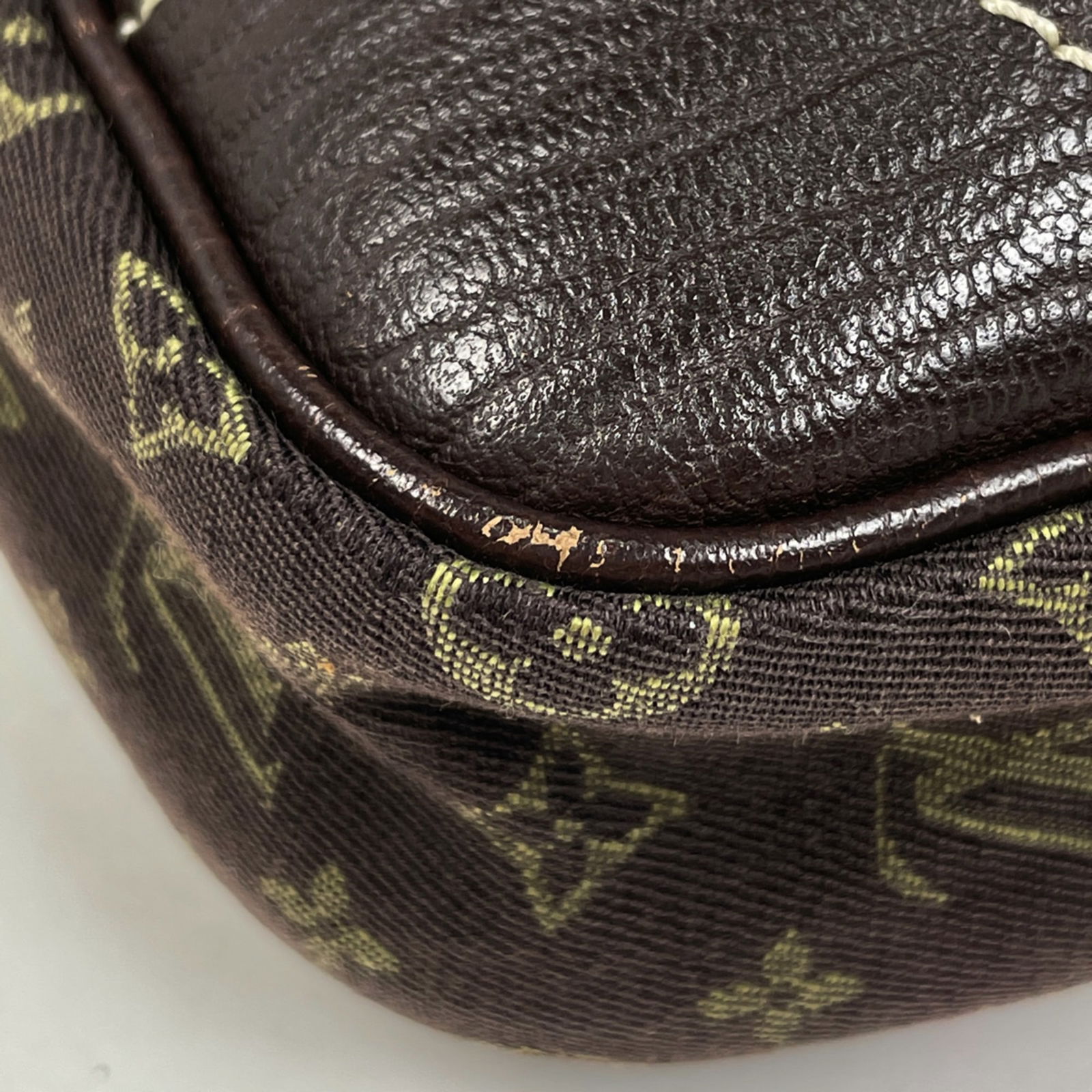 Mini Louis Vuitton Shoulder Bag Monogram - 3