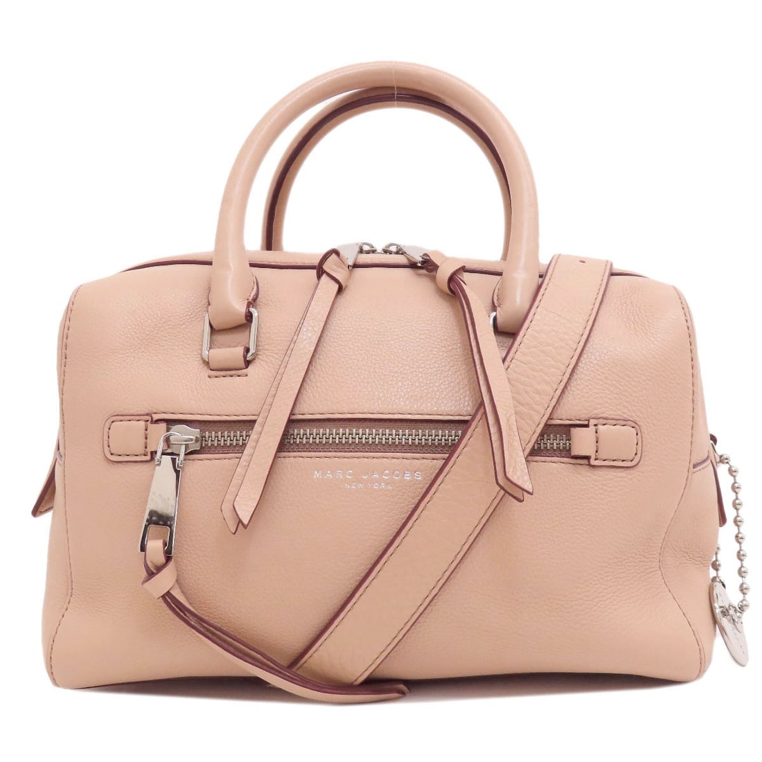 Leather MARC JACOBS 2WAY Tote Bag: Leather MARC JACOBS 2WAY Tote Bag This listing features Leather MARC JACOBS 2WAY Tote Bag. Item specifics are provided below. Item Specifics: Brand: MARC JACOBS Style: Tote Bag Exterior Material: Leat
