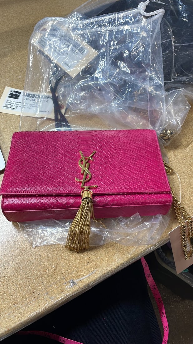 Medium Saint Laurent Classic Monogram Tassel Crossbody Bag Python - 7