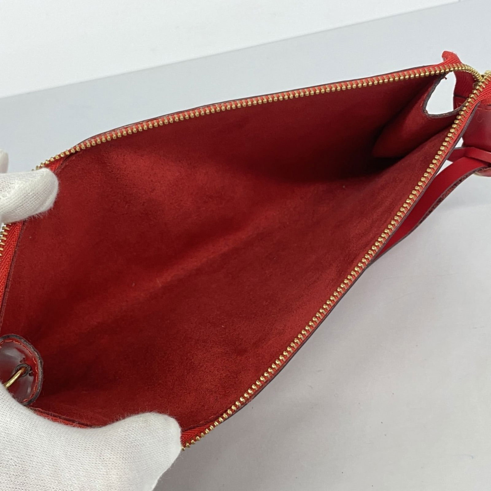 Pouch Louis Vuitton - 4