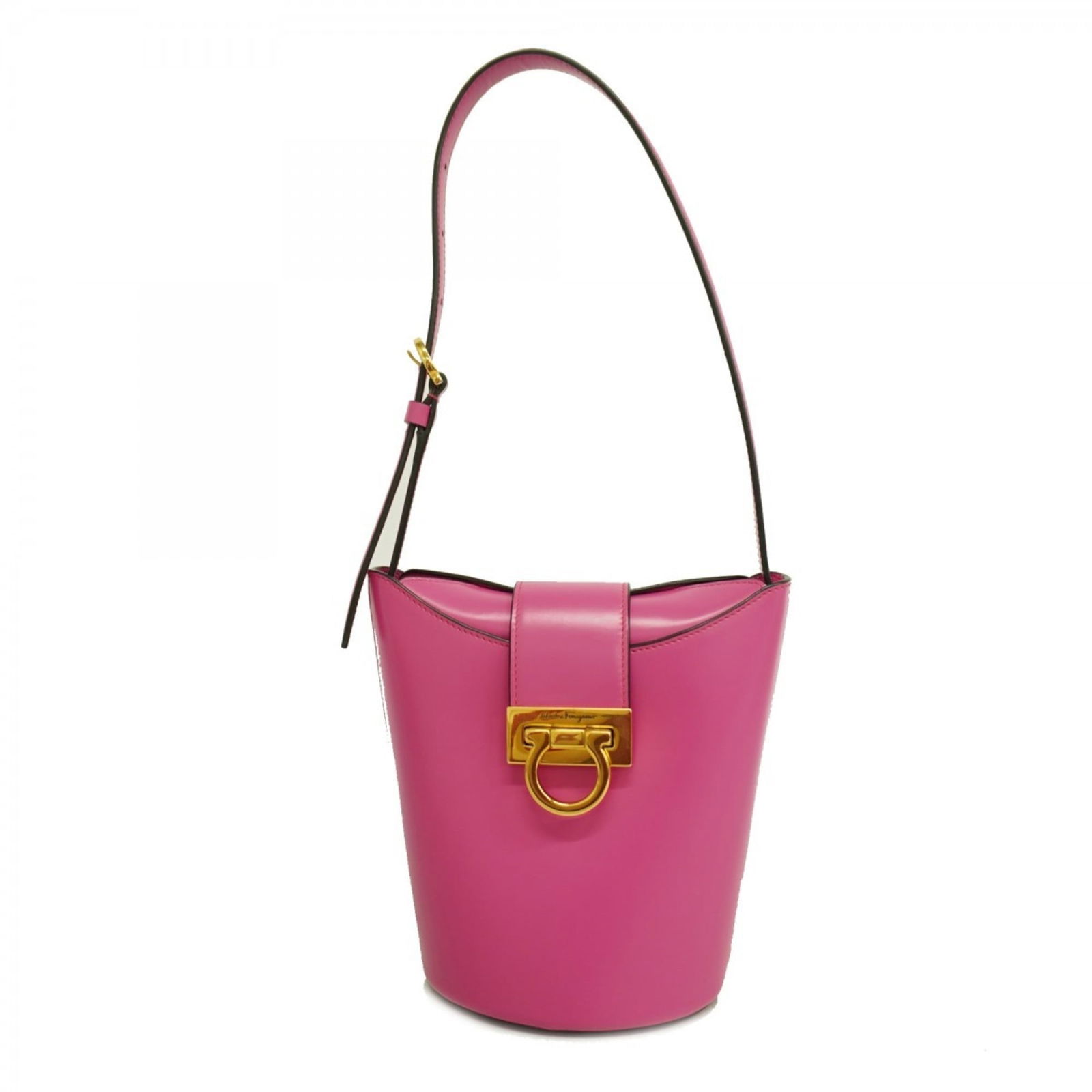 Leather Salvatore Ferragamo Shoulder Bag: Leather Salvatore Ferragamo Shoulder Bag This listing features Leather Salvatore Ferragamo Shoulder Bag. Item specifics are provided below. Item Specifics: Brand: Salvatore Ferragamo Type: Shoulder Ba