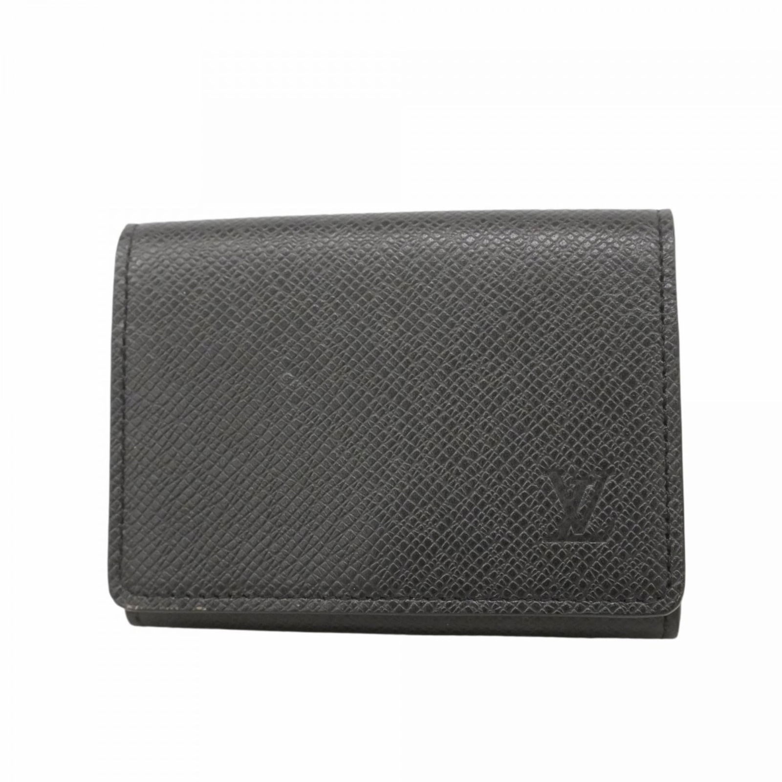Case Louis Vuitton Card: Case Louis Vuitton Card This listing features Case Louis Vuitton Card. Item specifics are provided below. Item Specifics: Brand: Louis Vuitton Type: Card Case Gender: Men Color: Black Condition: Used