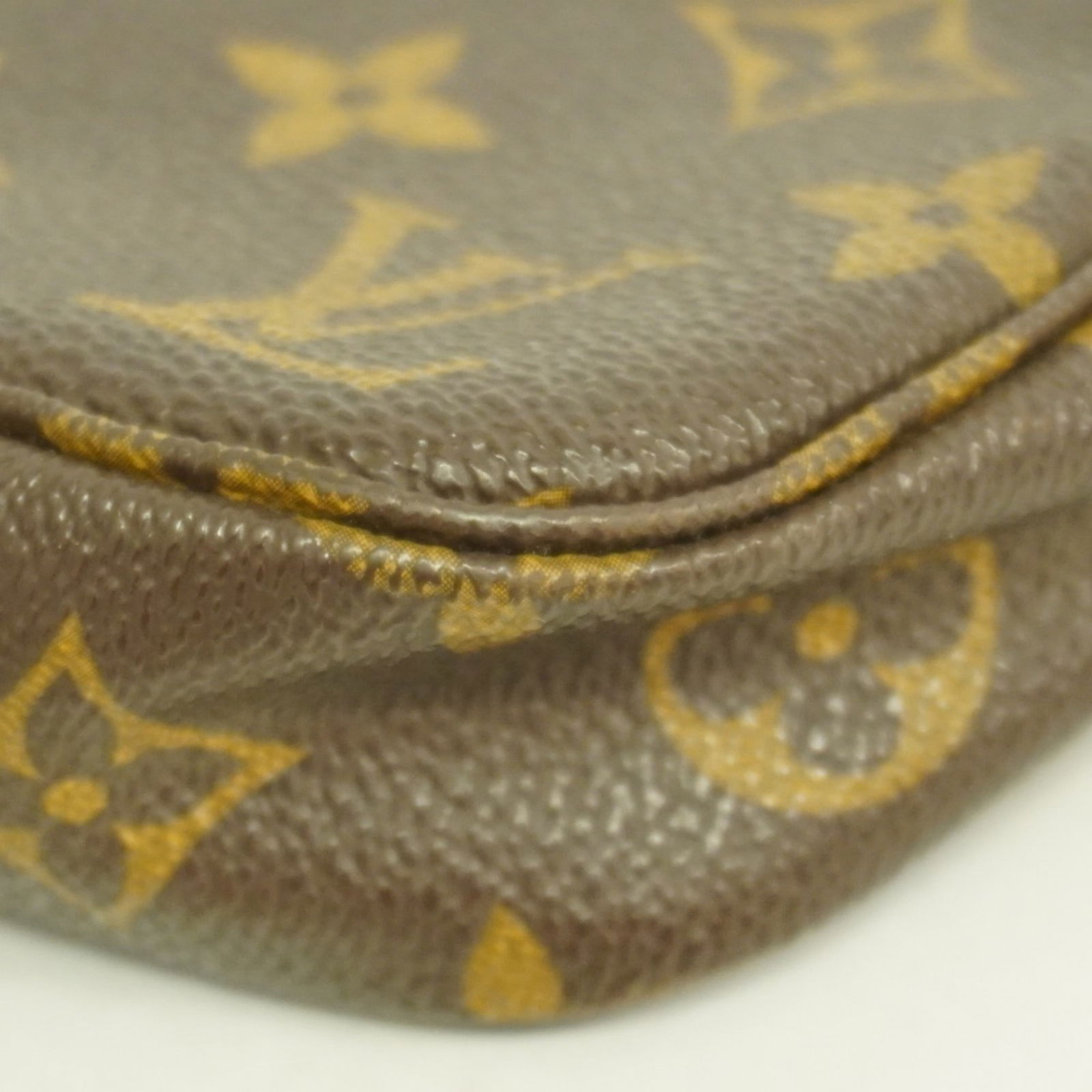Pouch Louis Vuitton - 9