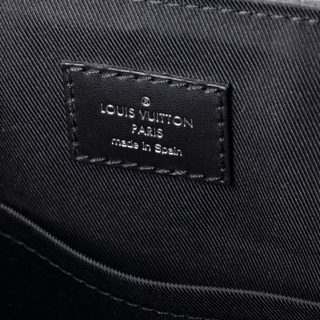 PM Louis Vuitton District Messenger Bag Monogram Eclipse Canvas - 6