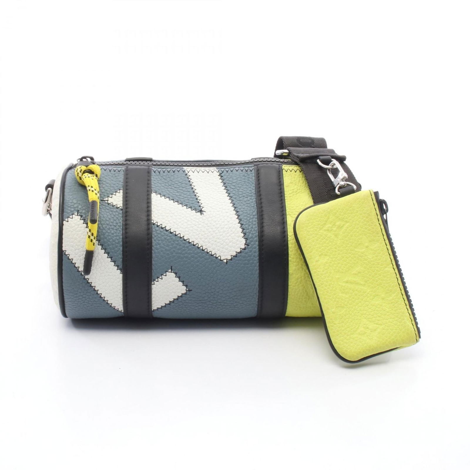 Leather Louis Vuitton Shoulder Bag: Leather Louis Vuitton Shoulder Bag This listing features Leather Louis Vuitton Shoulder Bag. Item specifics are provided below. Item Specifics: Brand: Louis Vuitton Type: Shoulder Bag Material: Leathe