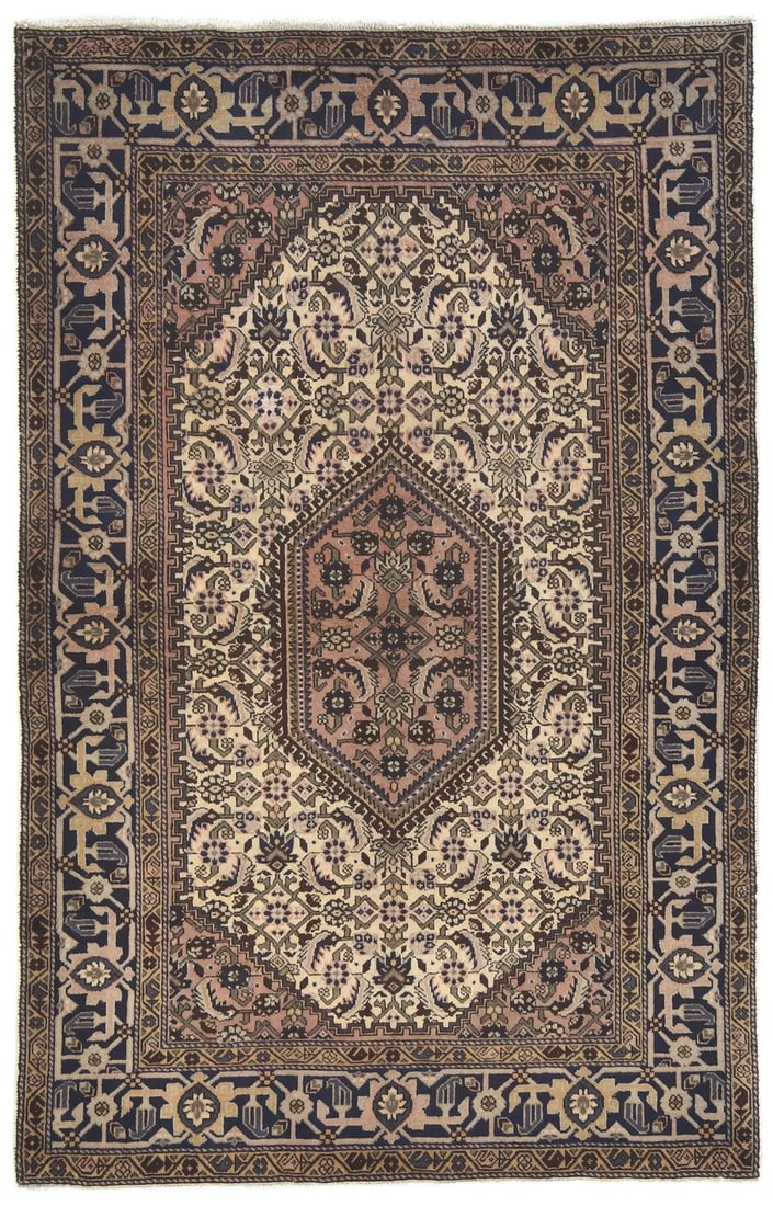 Carpet Vintage Handmade Oriental Rug 5X7 ft Entryway Tribal Geometric Design: Carpet Vintage Handmade Oriental Rug 5X7 ft Entryway Tribal Geometric Design This listing features Carpet Vintage Handmade Oriental Rug 5X7 ft Entryway Tribal Geometric Design. Item specifics are prov